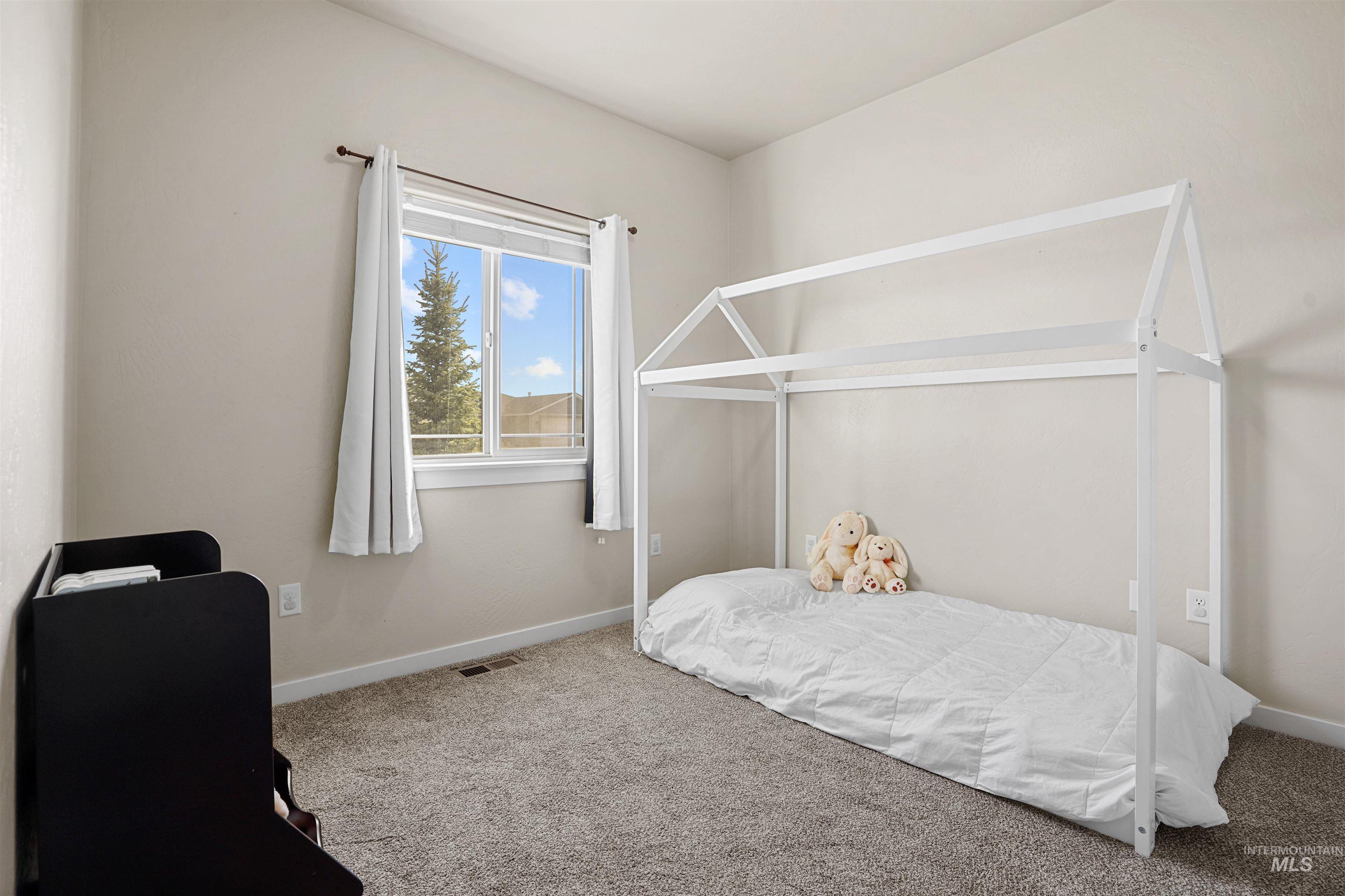 2344 Yellowstone Trail