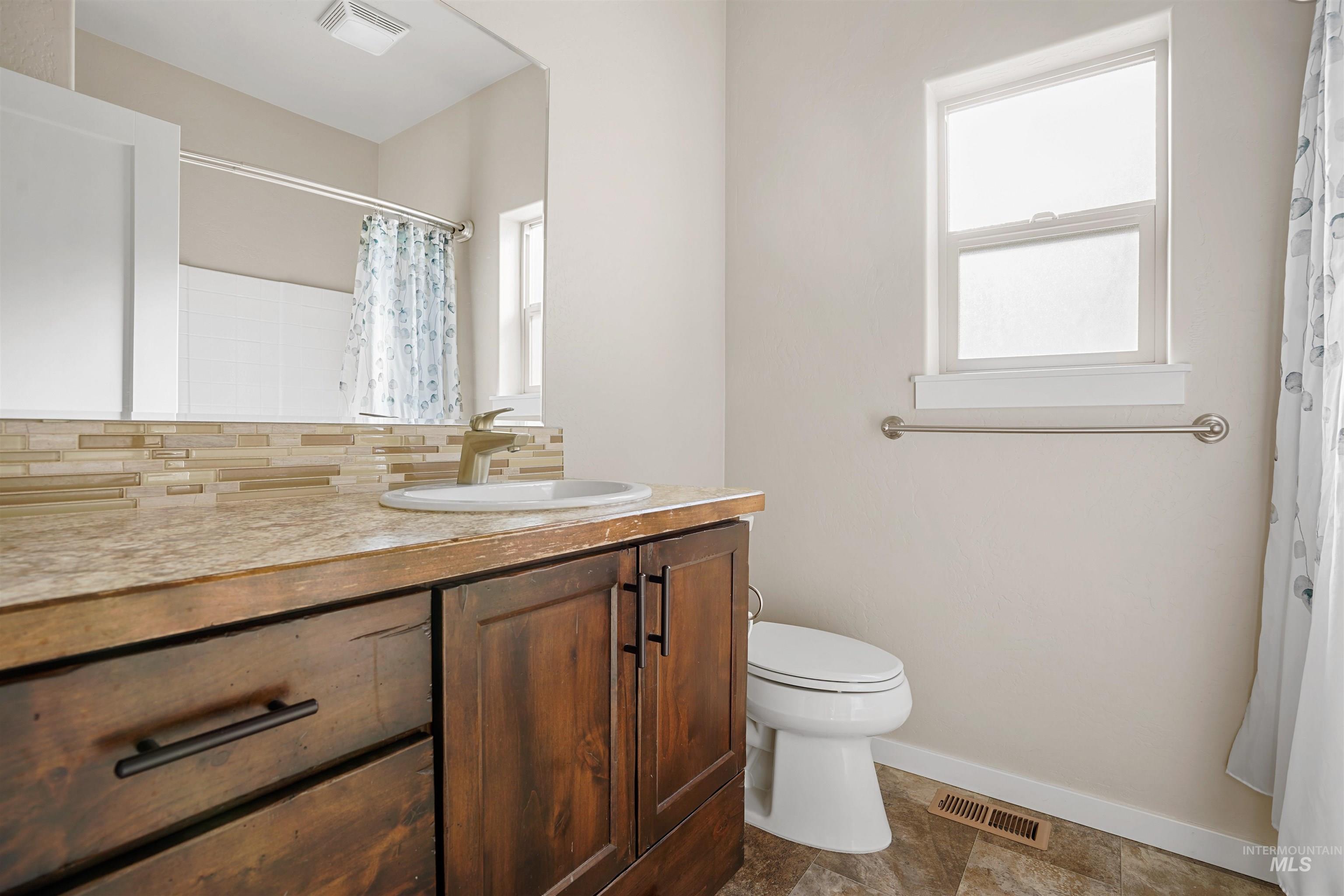 2344 Yellowstone Trail