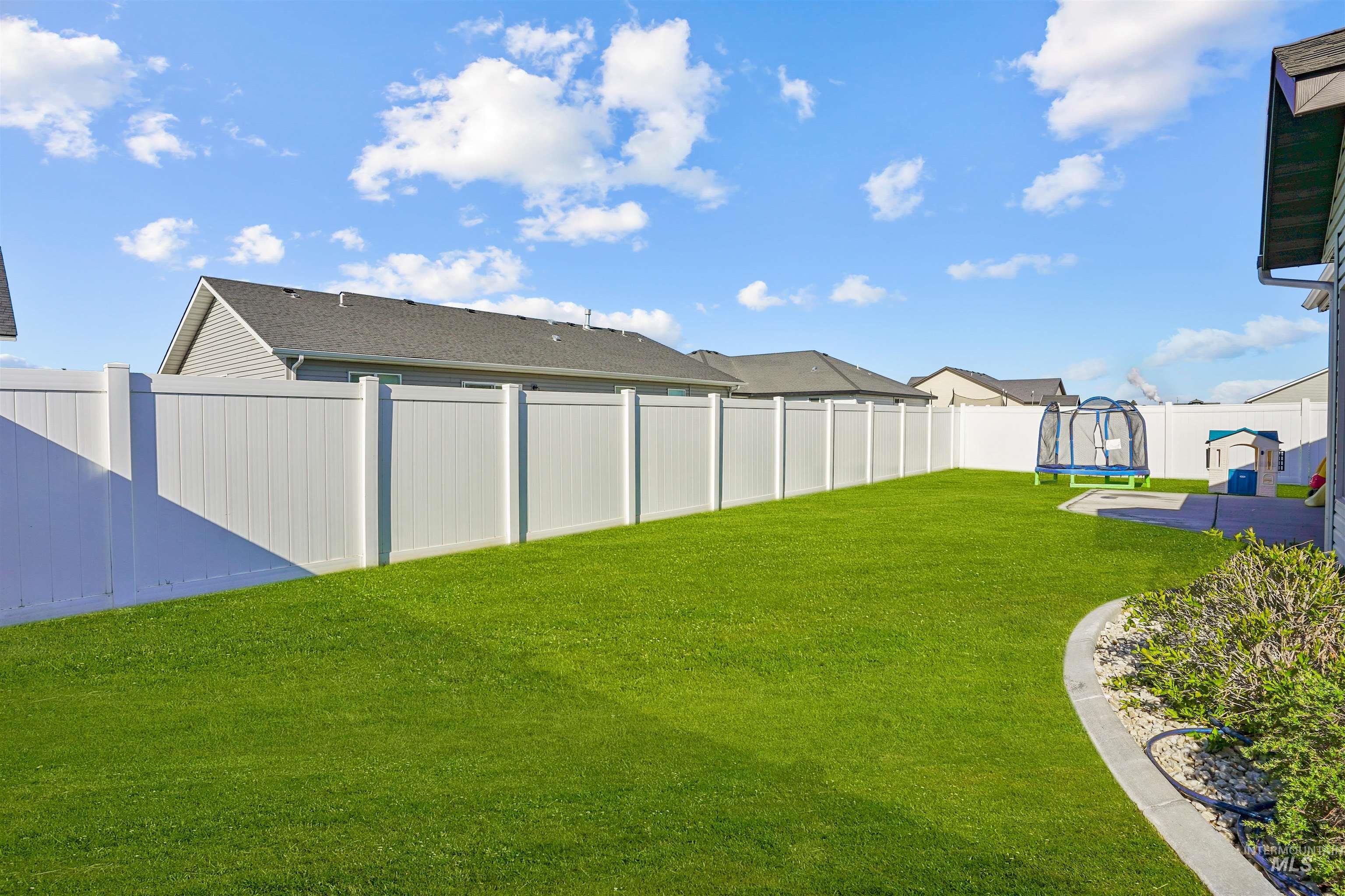 2344 Yellowstone Trail