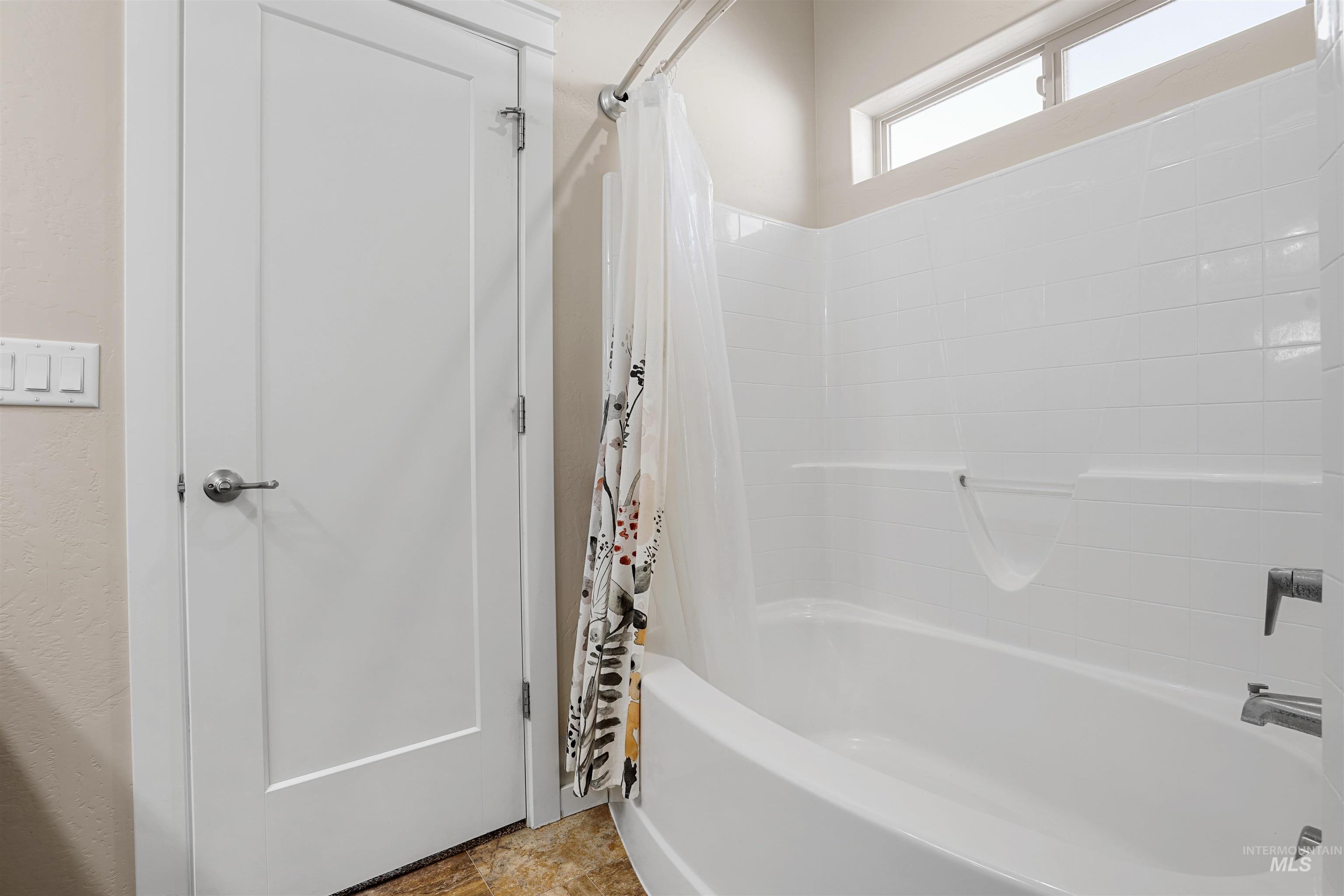 2344 Yellowstone Trail