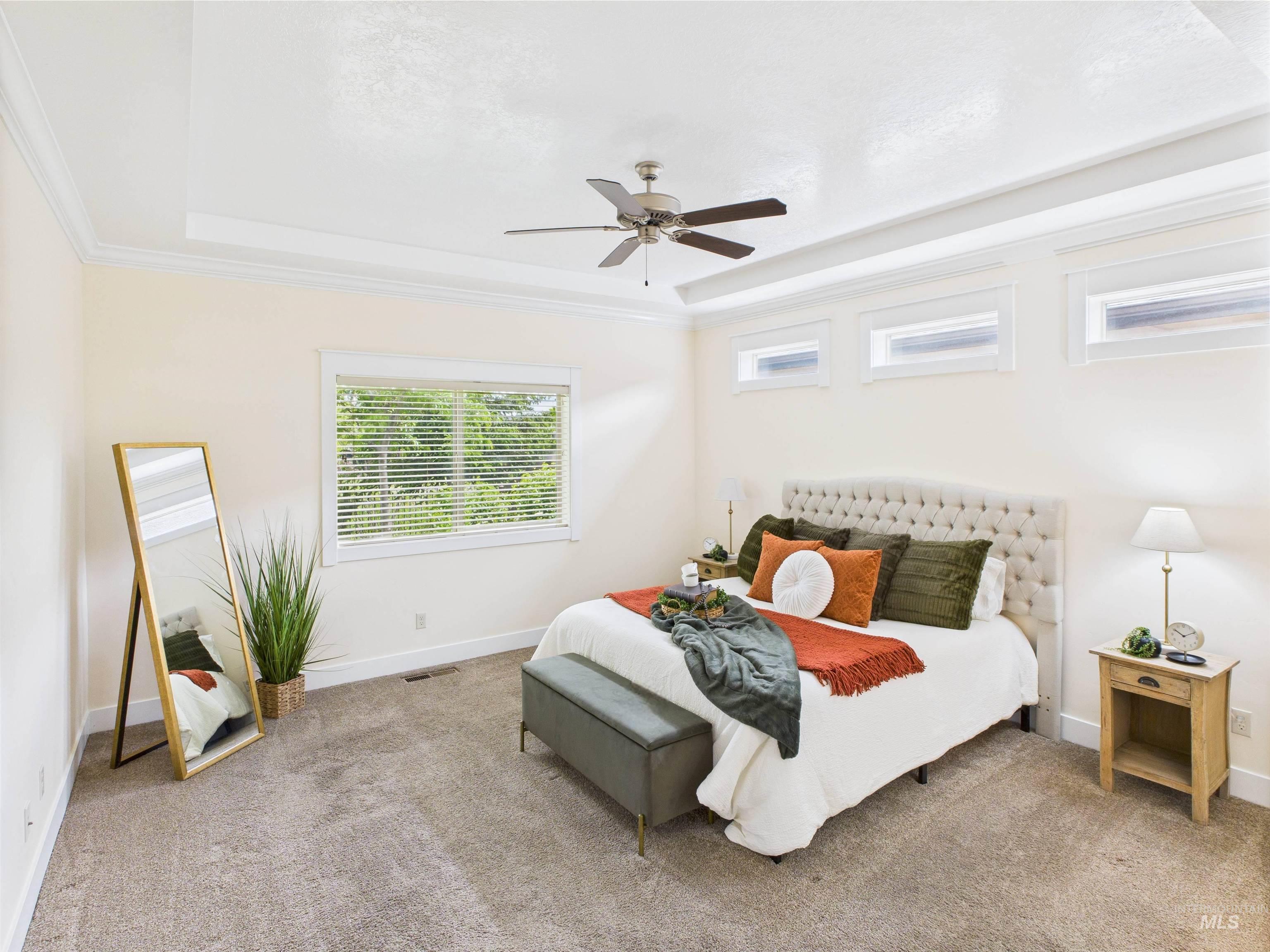 9389 W Wildbranch