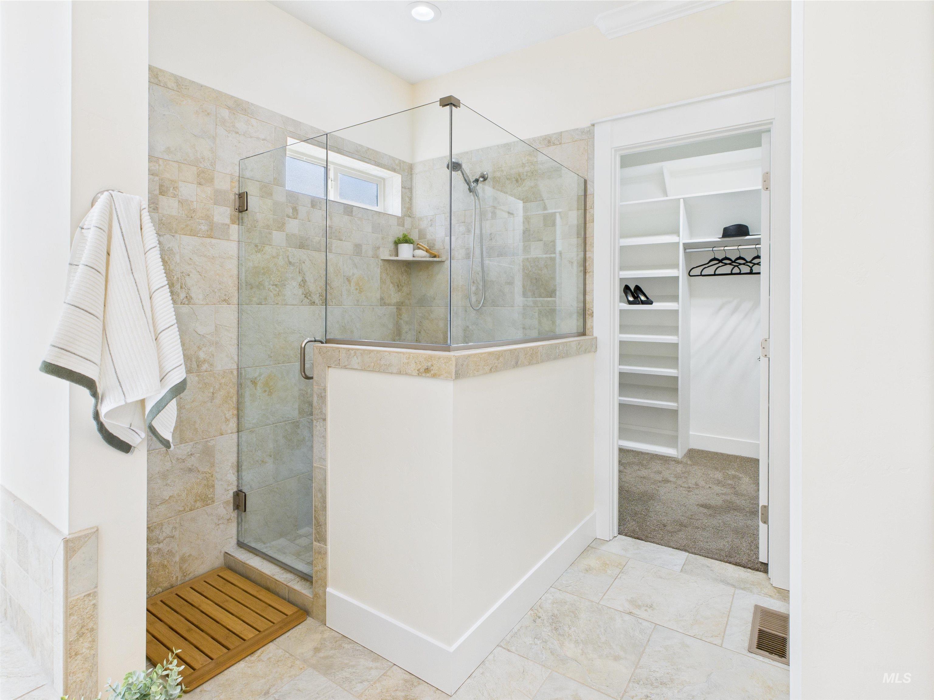 9389 W Wildbranch