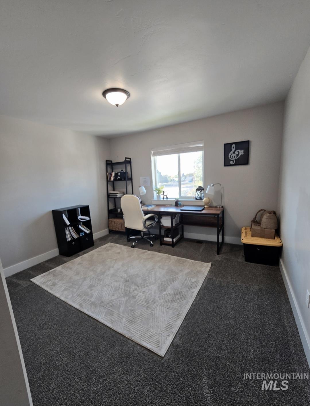 900 E 20th
