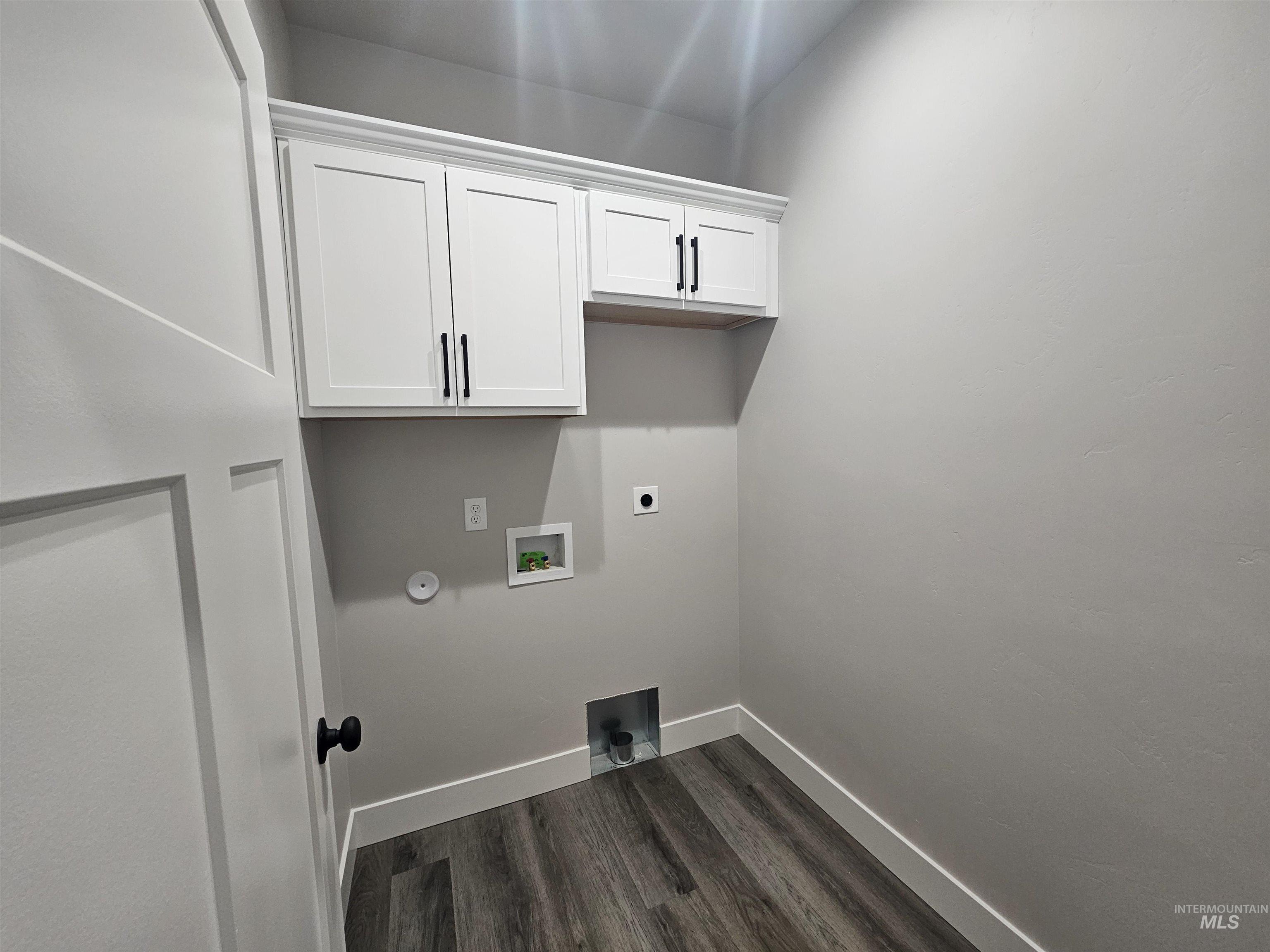 1212 Bronze Drive