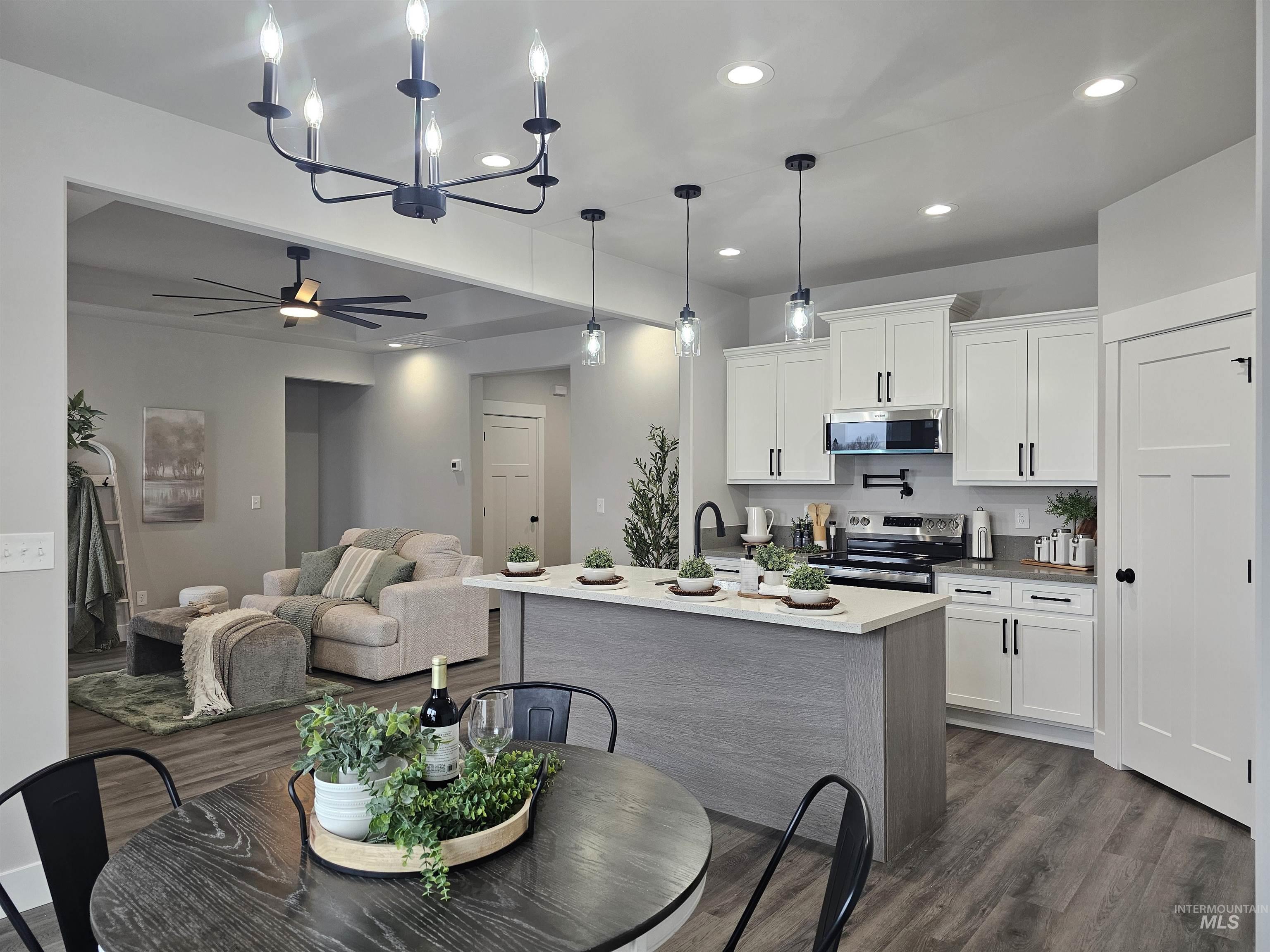 1212 Bronze Drive