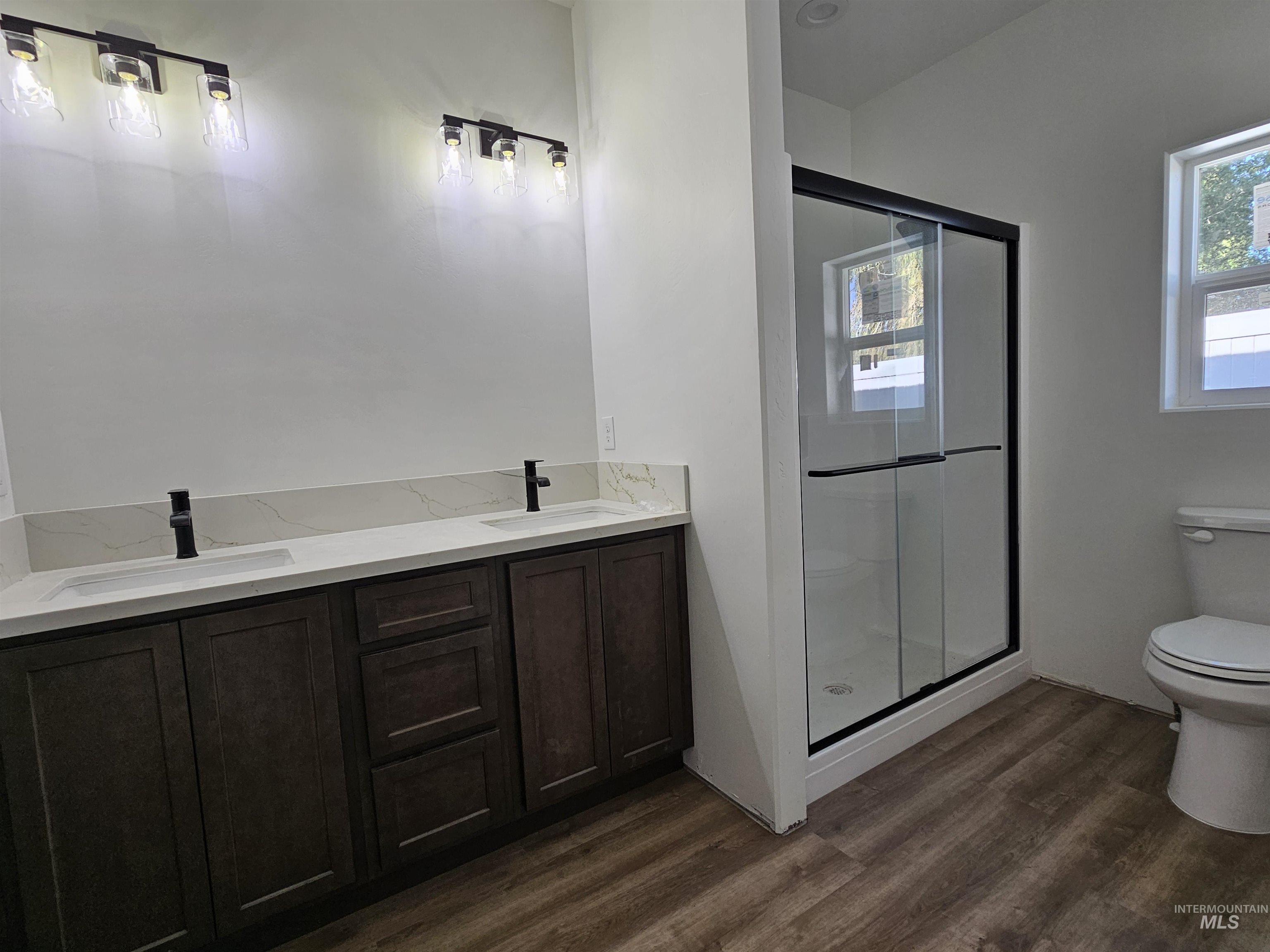 1216 Bronze Drive