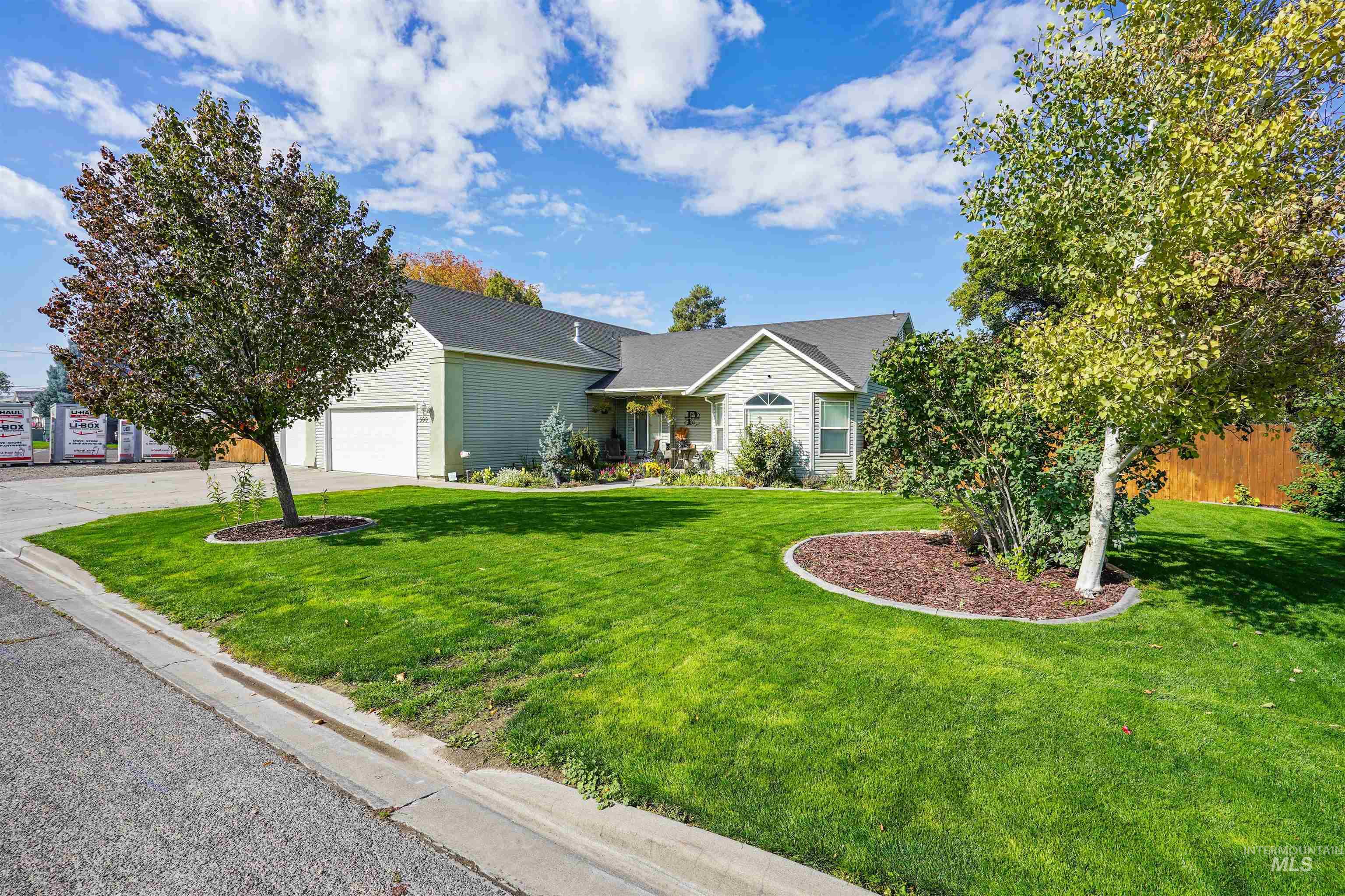 500 E 19th Street