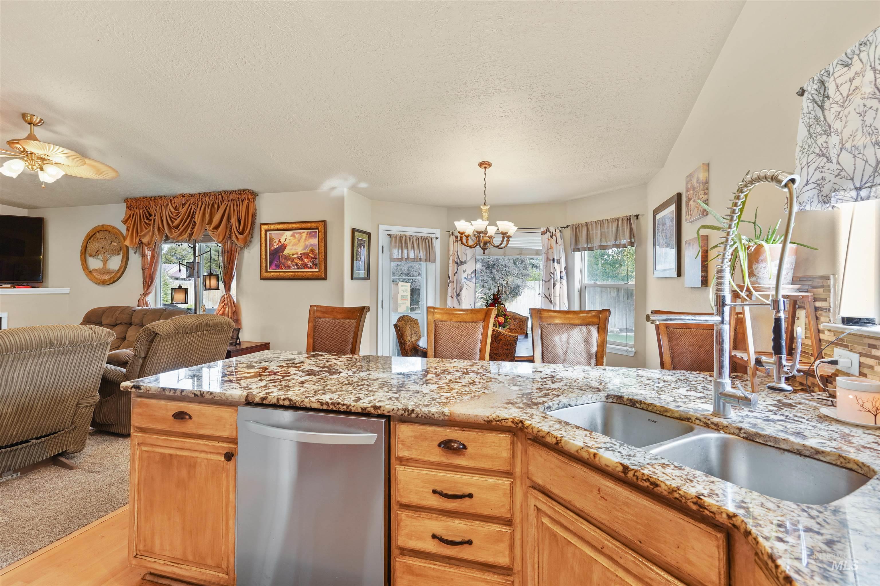 500 E 19th Street