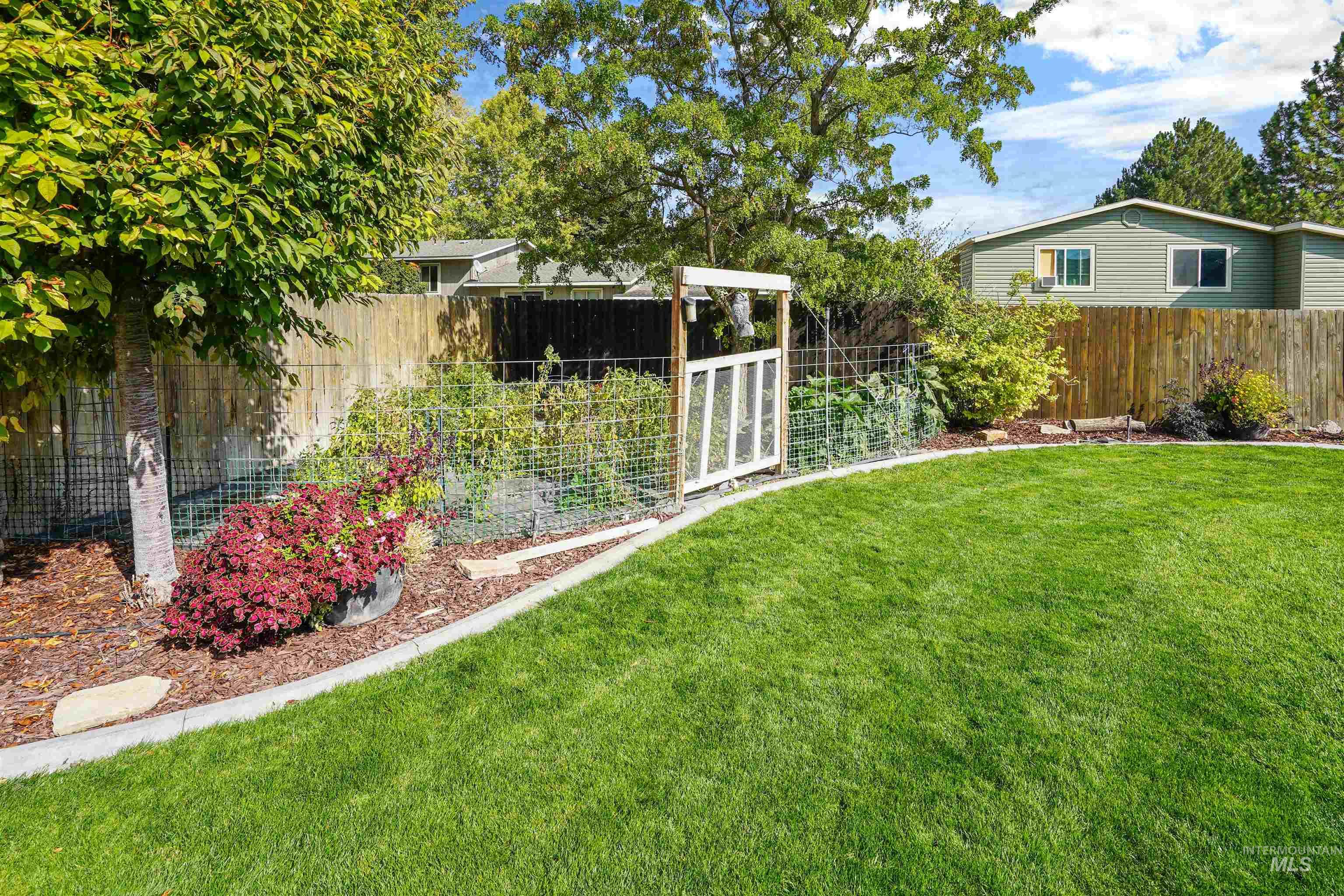 500 E 19th Street