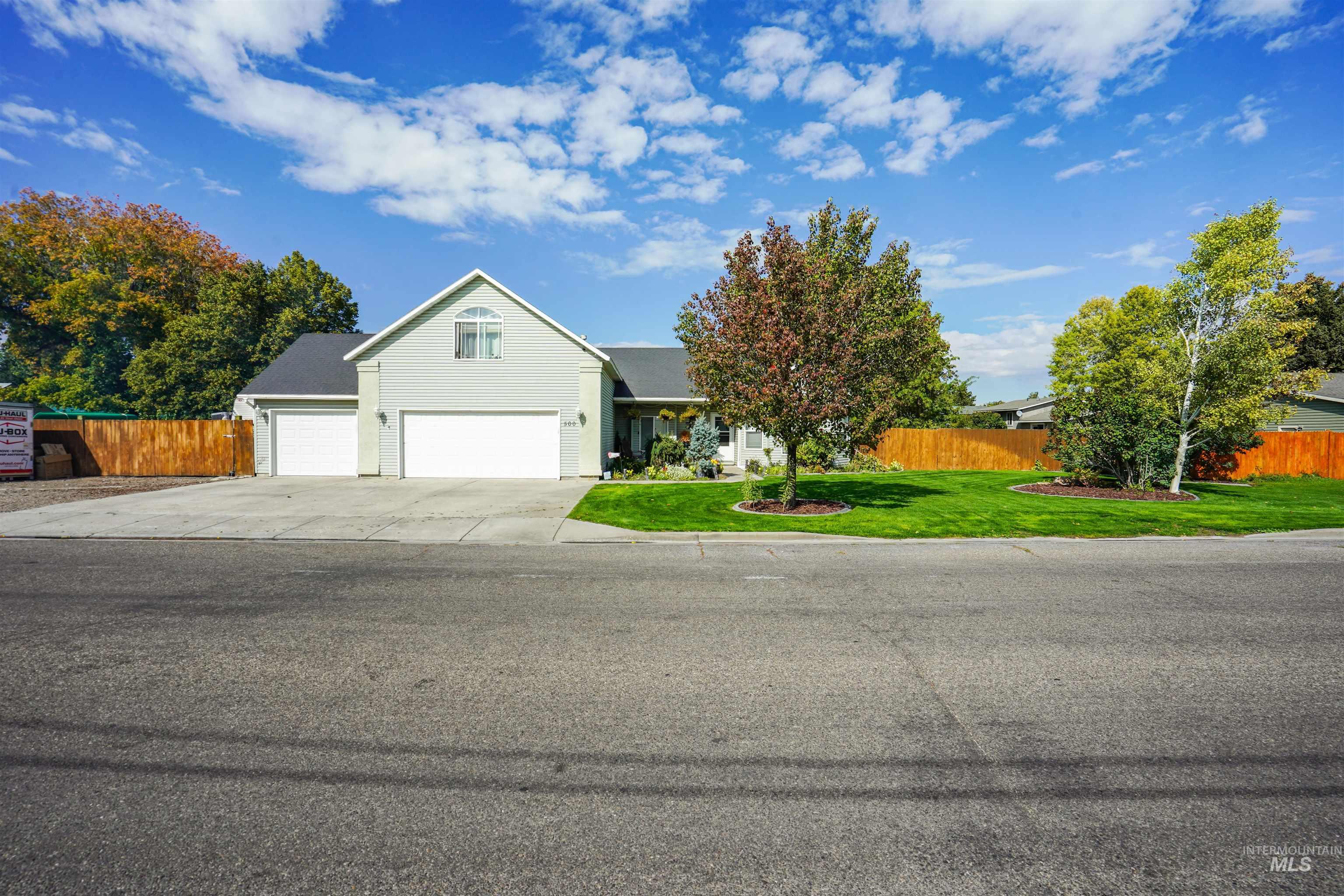 500 E 19th Street
