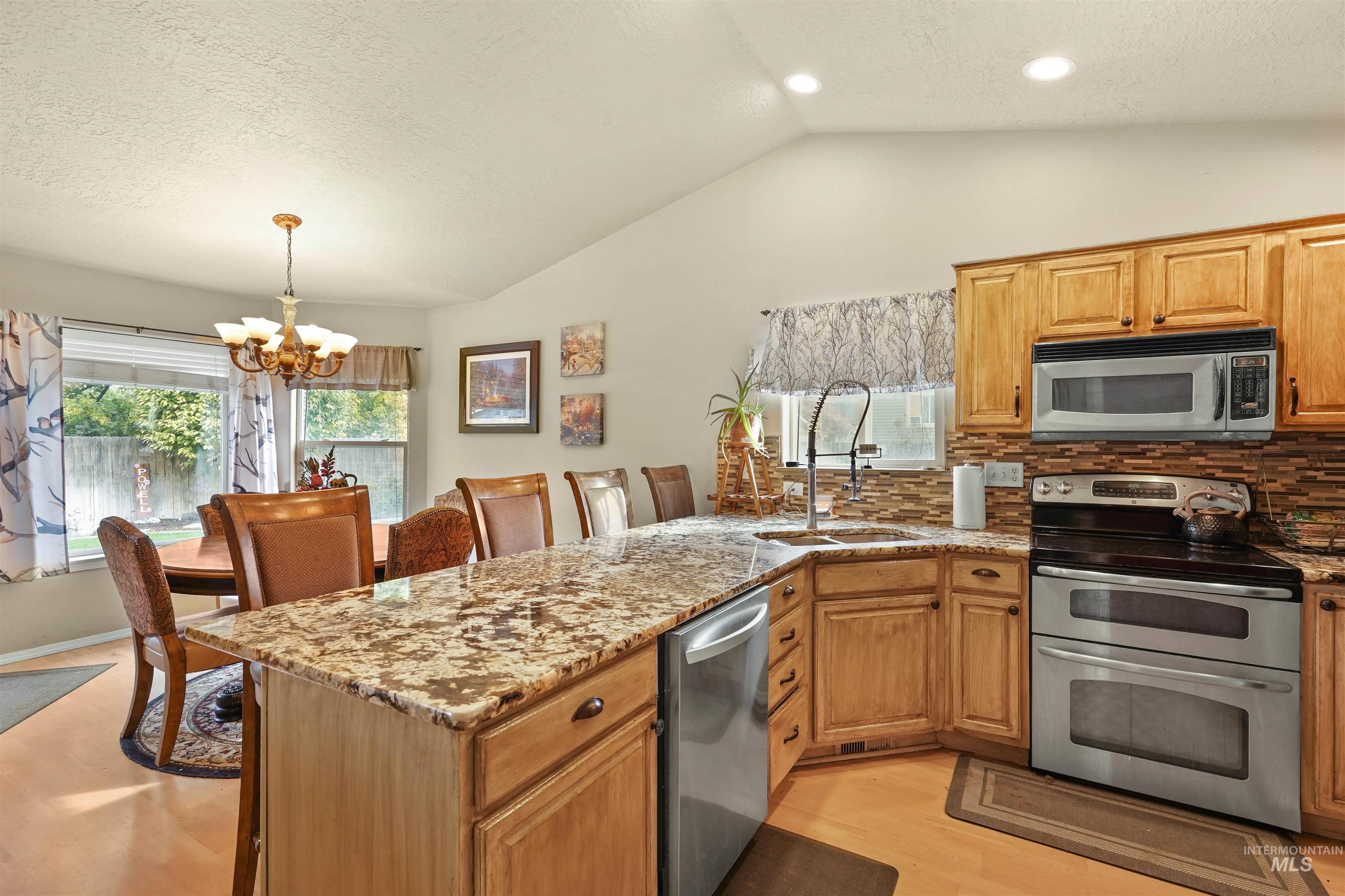 500 E 19th Street