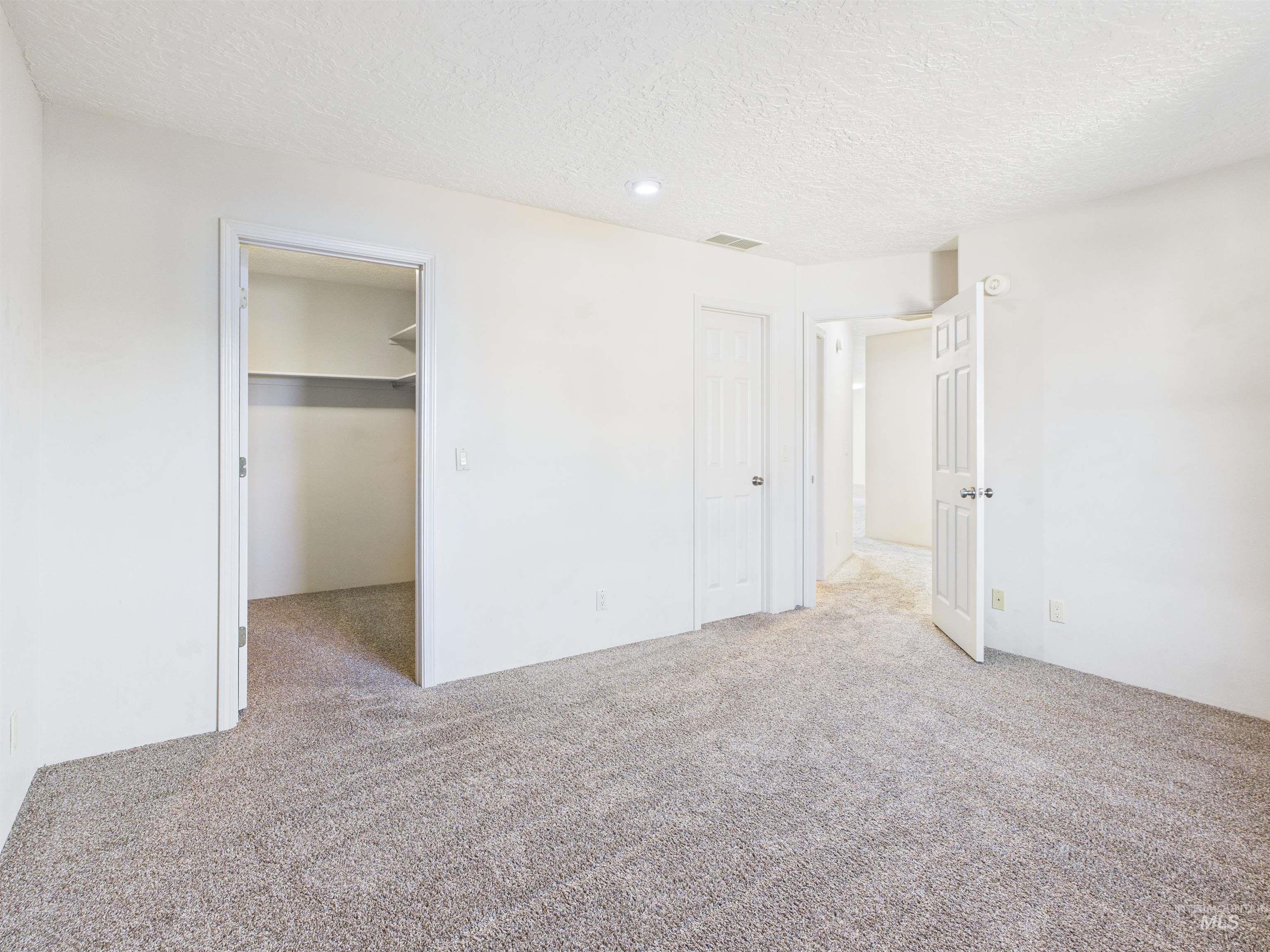 25 River Run Estates