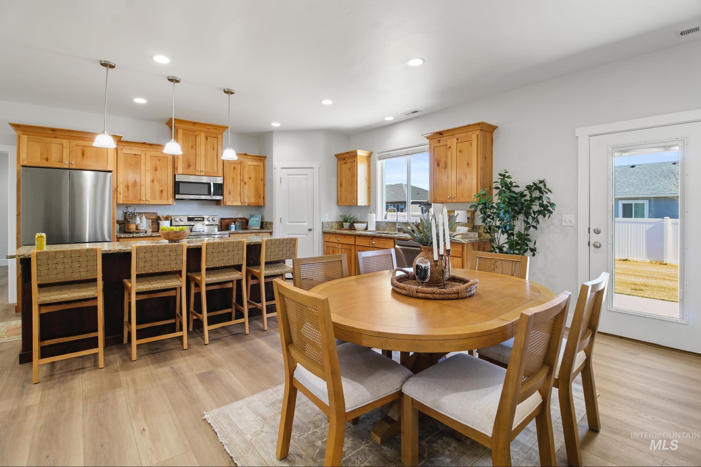 585 Clearwater Way