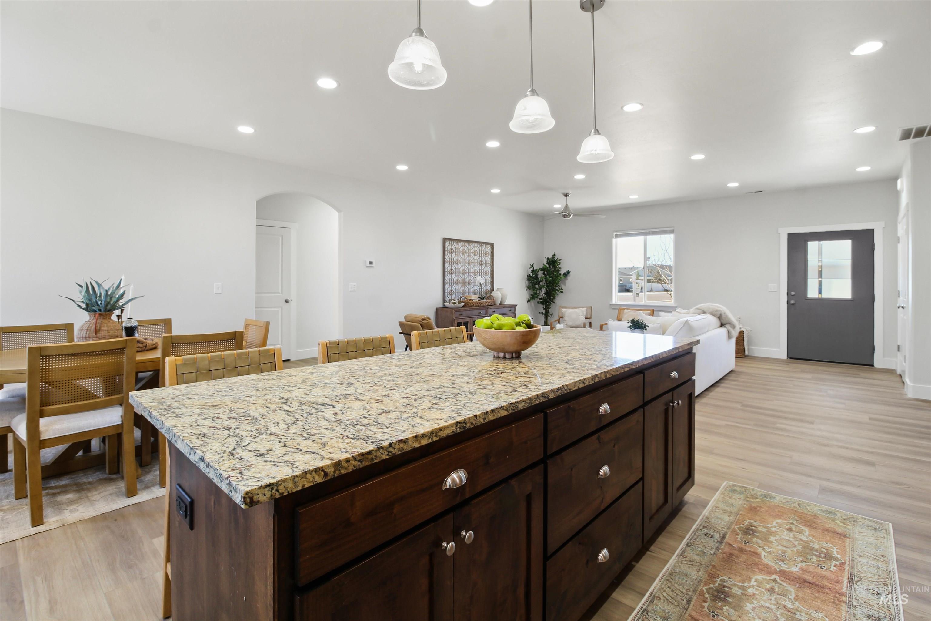 585 Clearwater Way