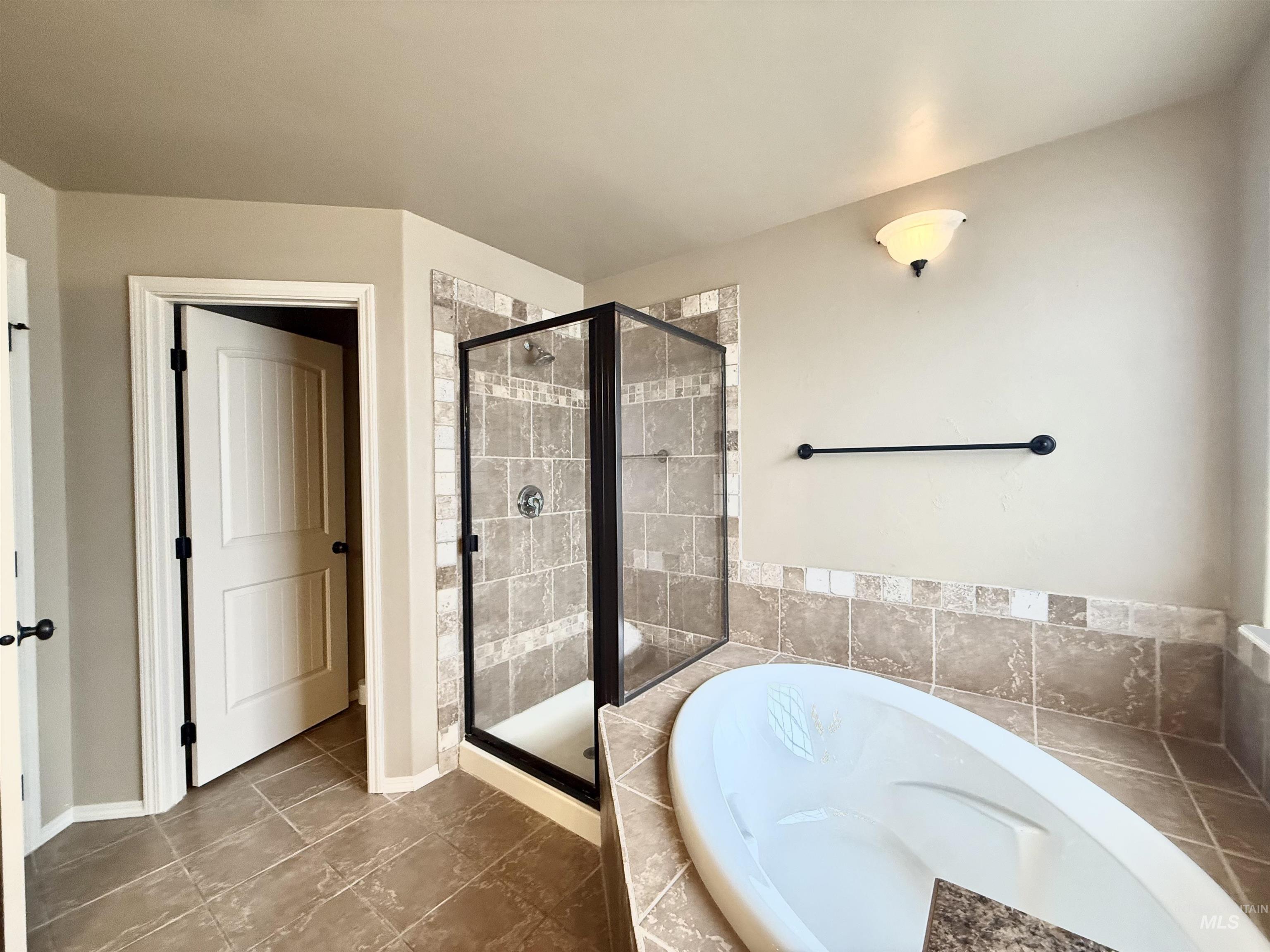1506 N Adams