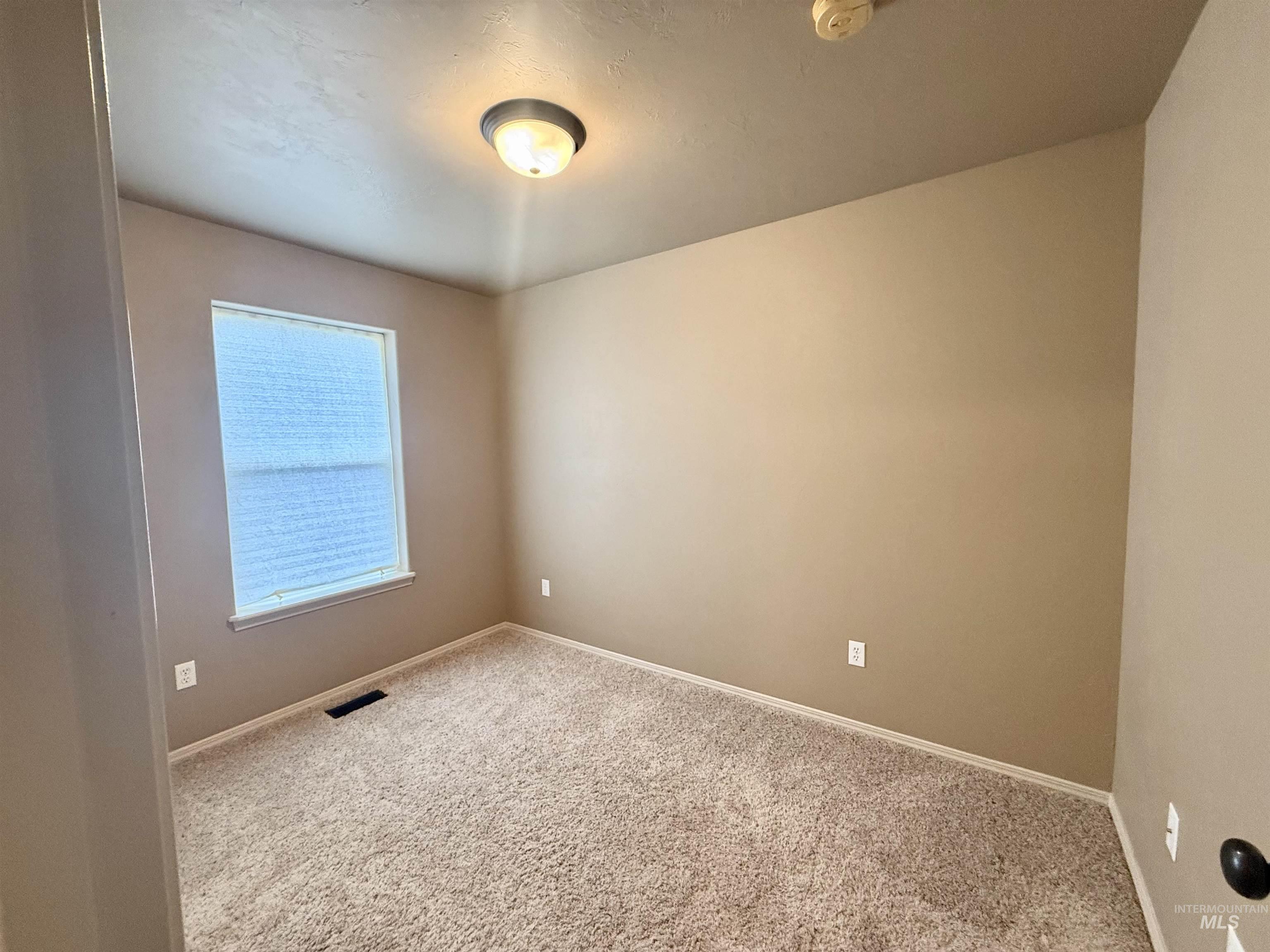 1506 N Adams