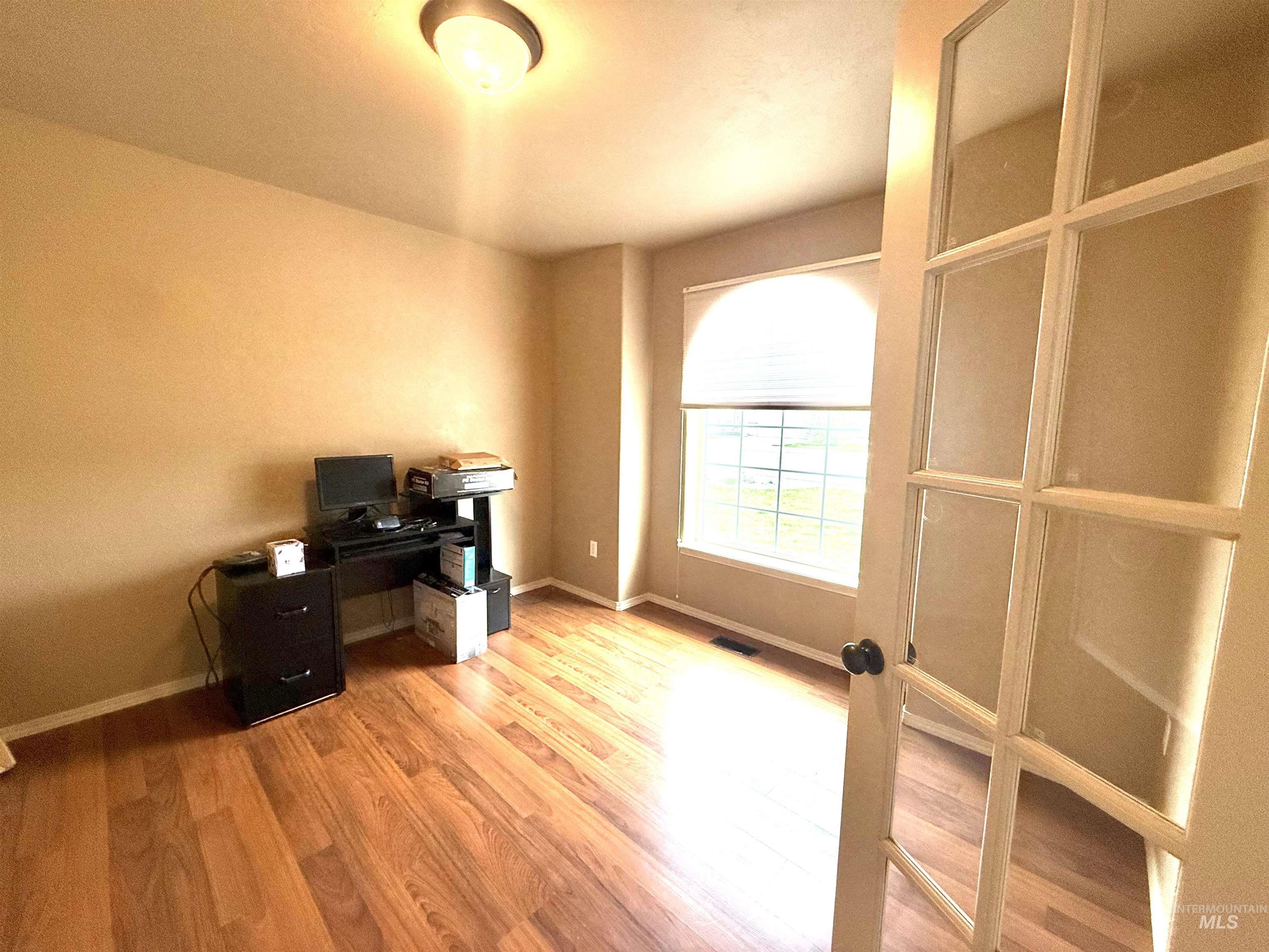 1506 N Adams