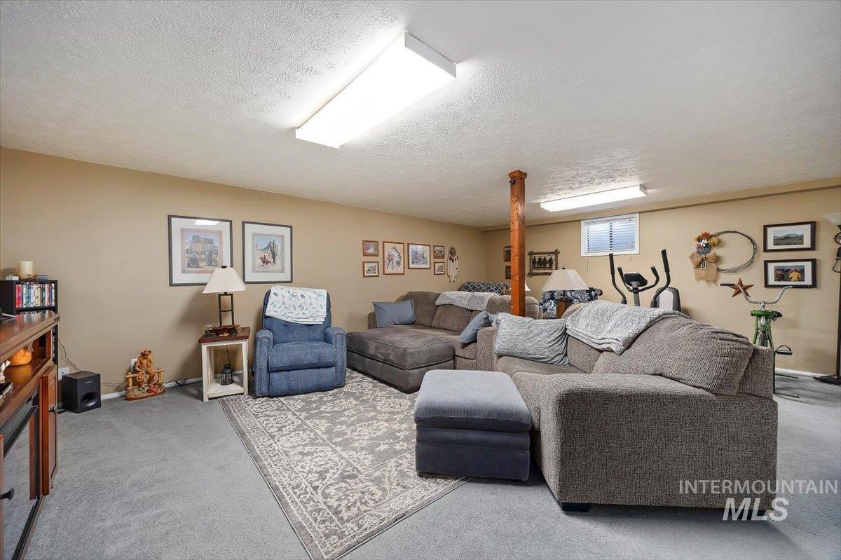 411 Mountain View Lane