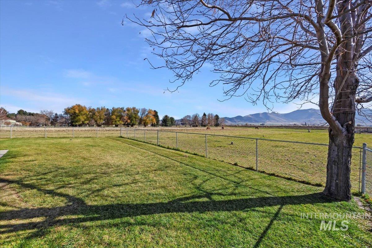 411 Mountain View Lane