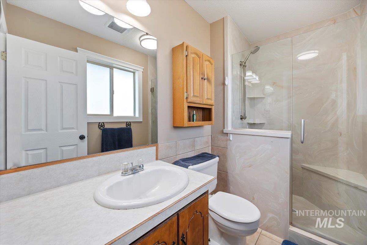 411 Mountain View Lane
