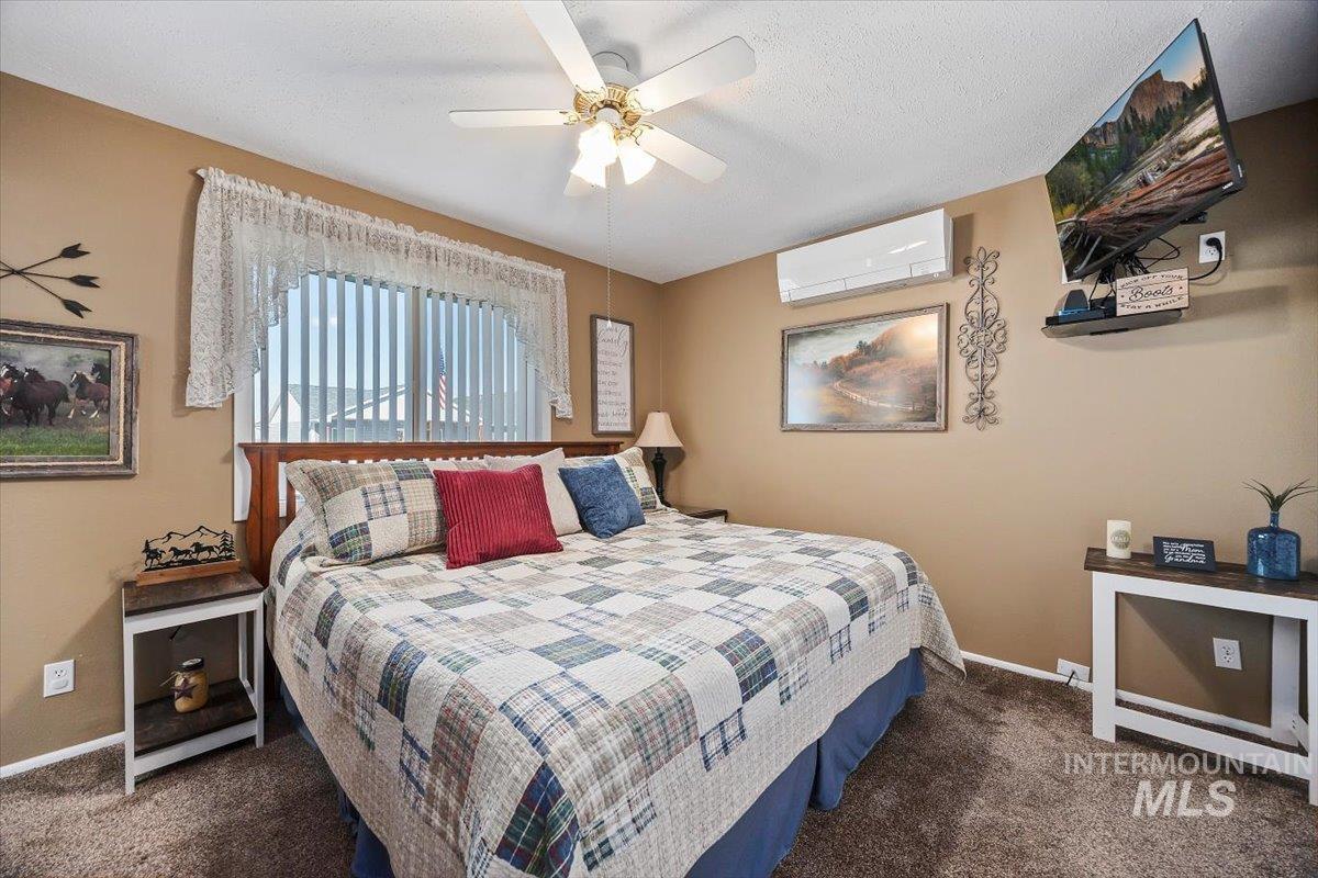 411 Mountain View Lane