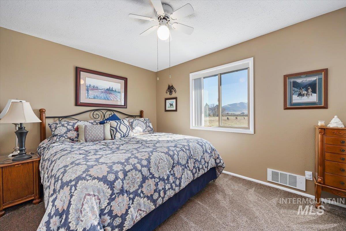 411 Mountain View Lane