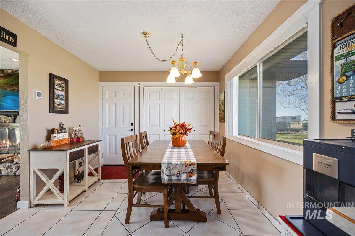 411 Mountain View Lane