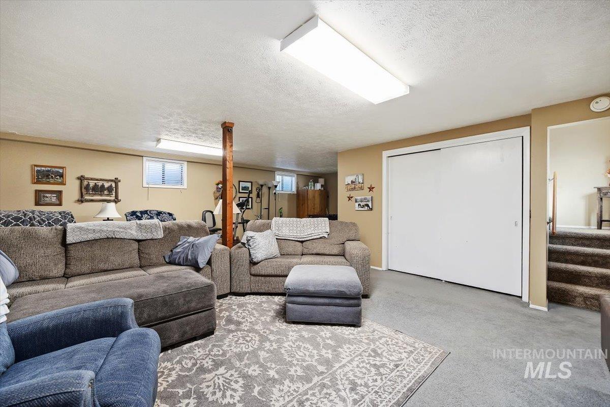 411 Mountain View Lane