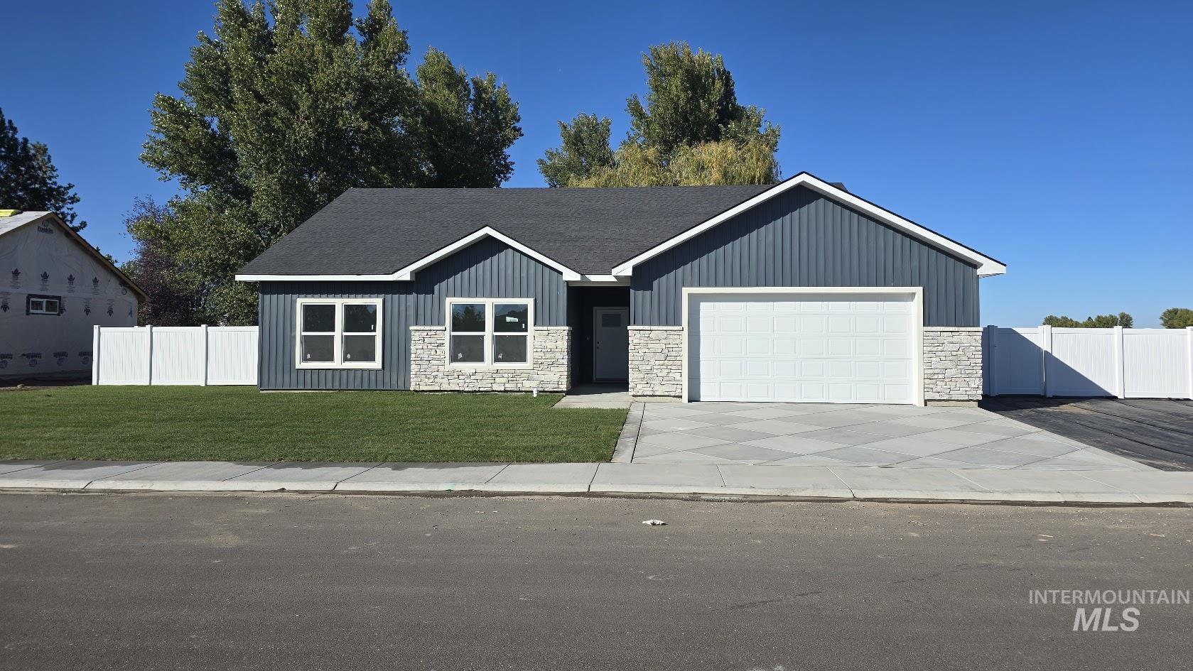 1216 Bronze Drive