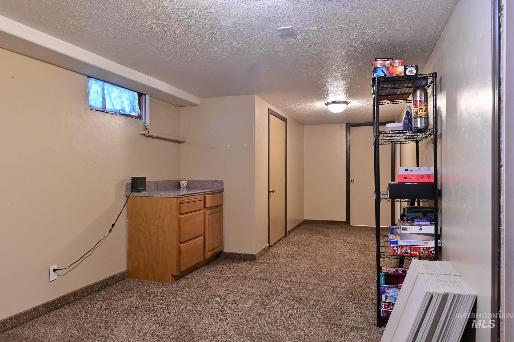 408 W Lincoln