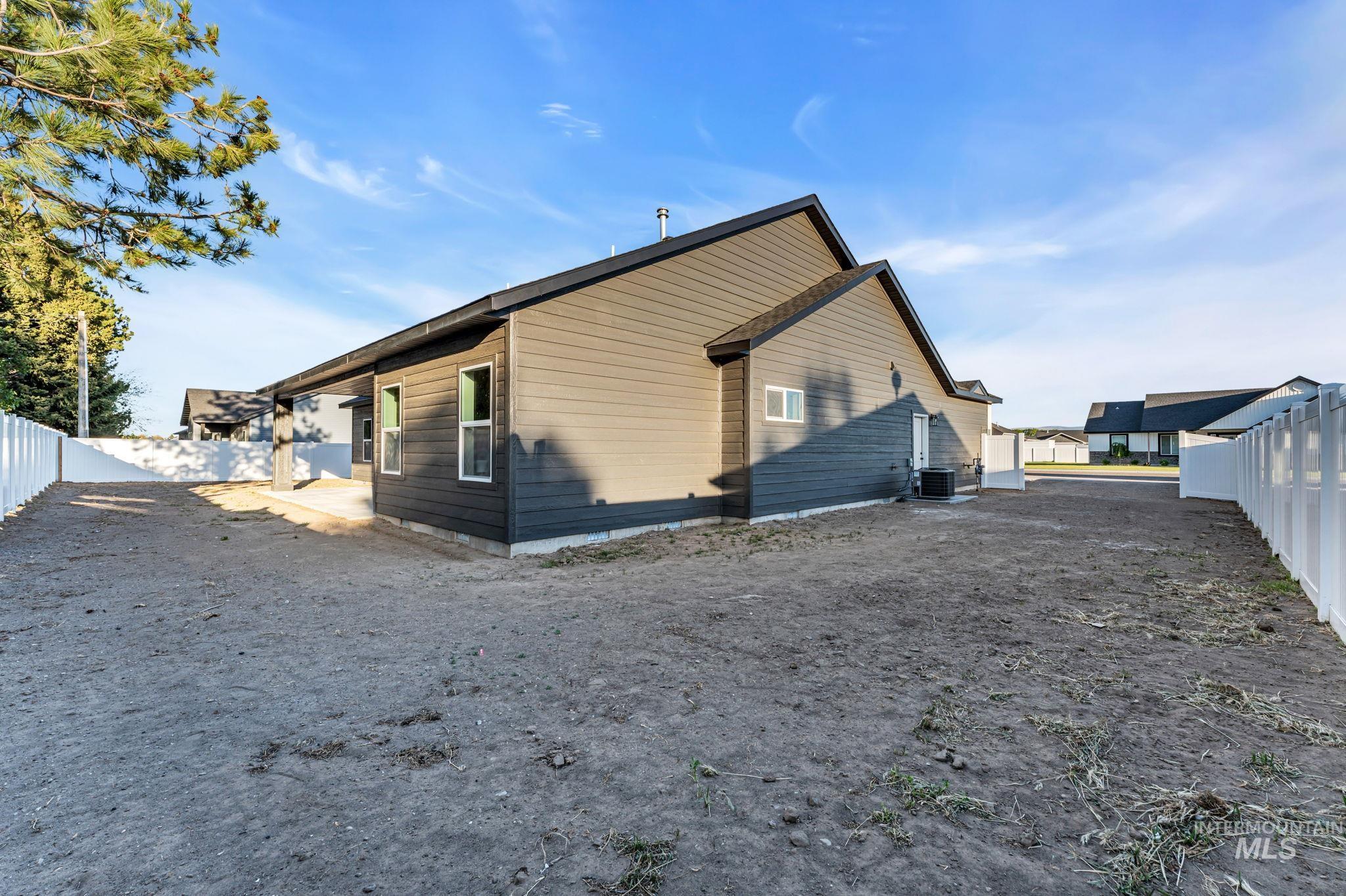 1218 Jade Drive