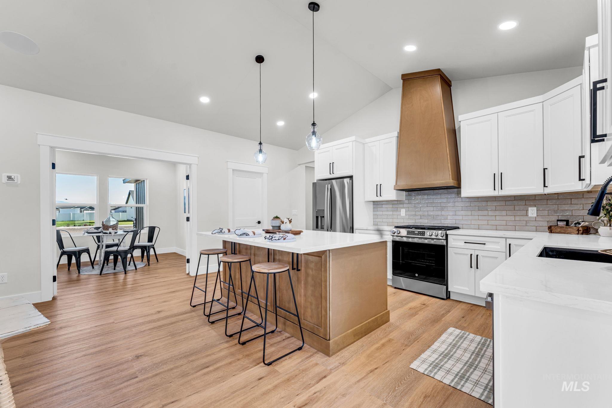 1218 Jade Drive