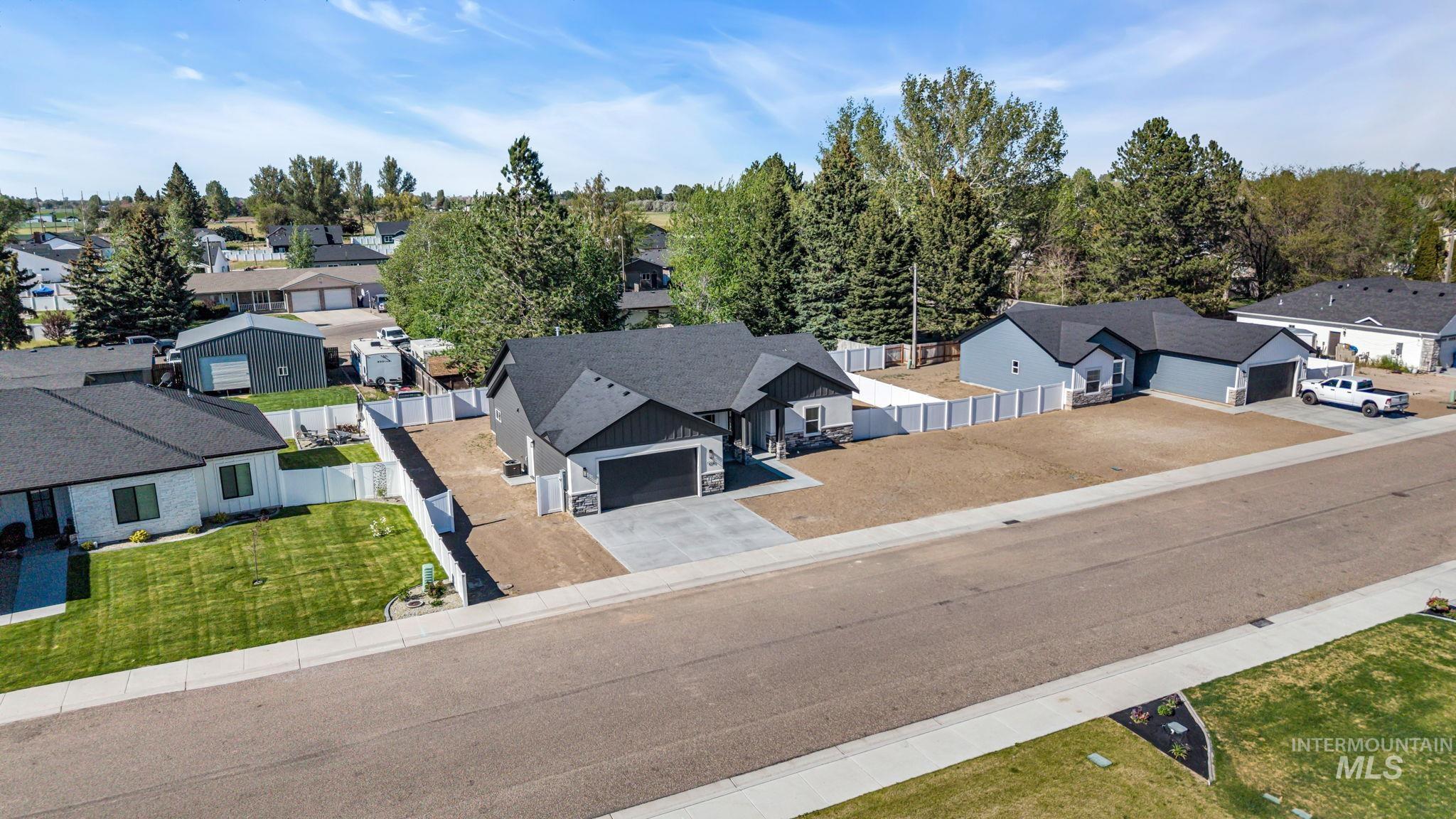 1218 Jade Drive