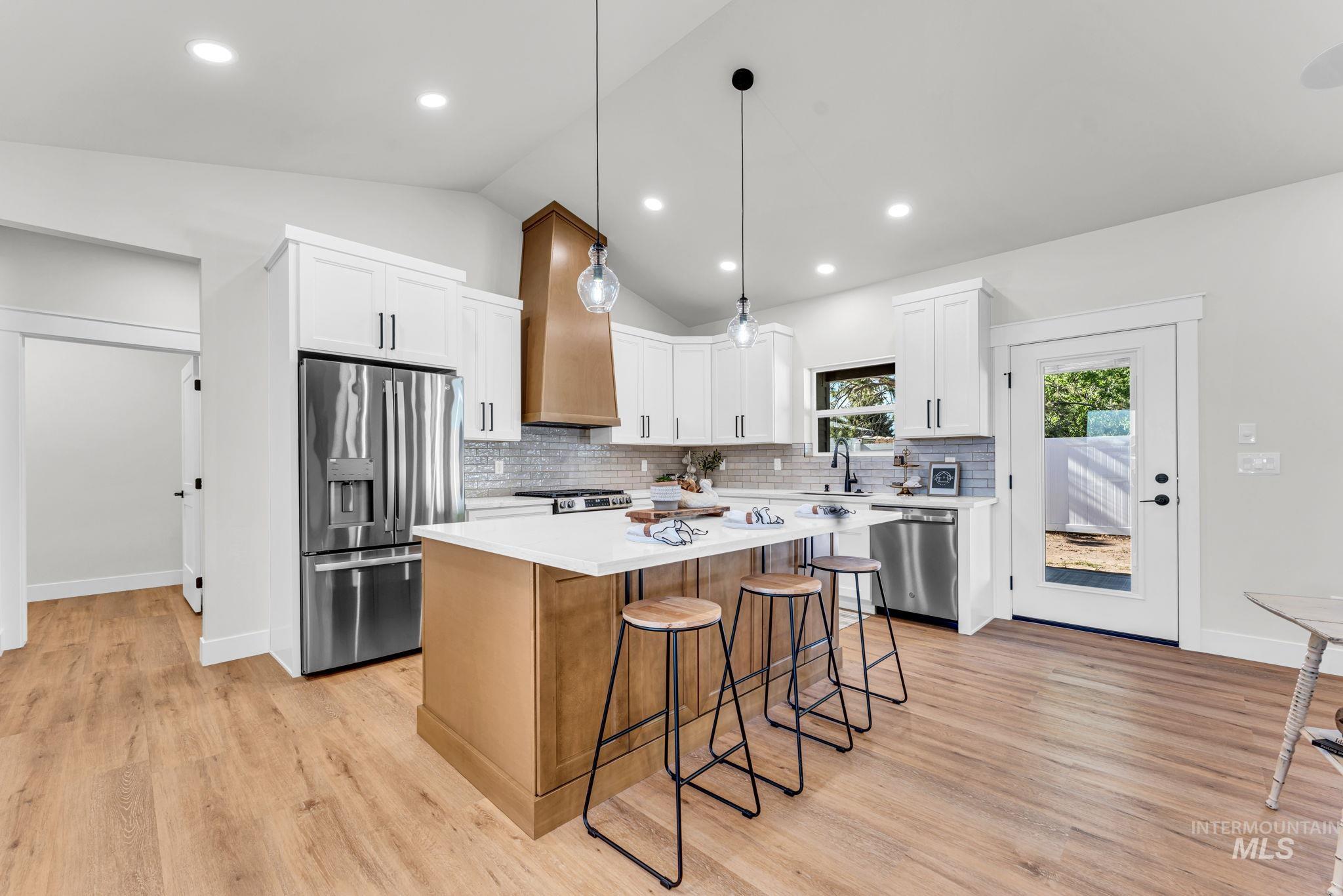1218 Jade Drive