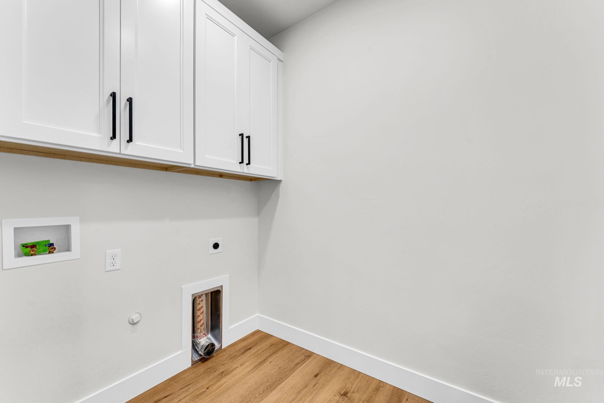 1218 Jade Drive