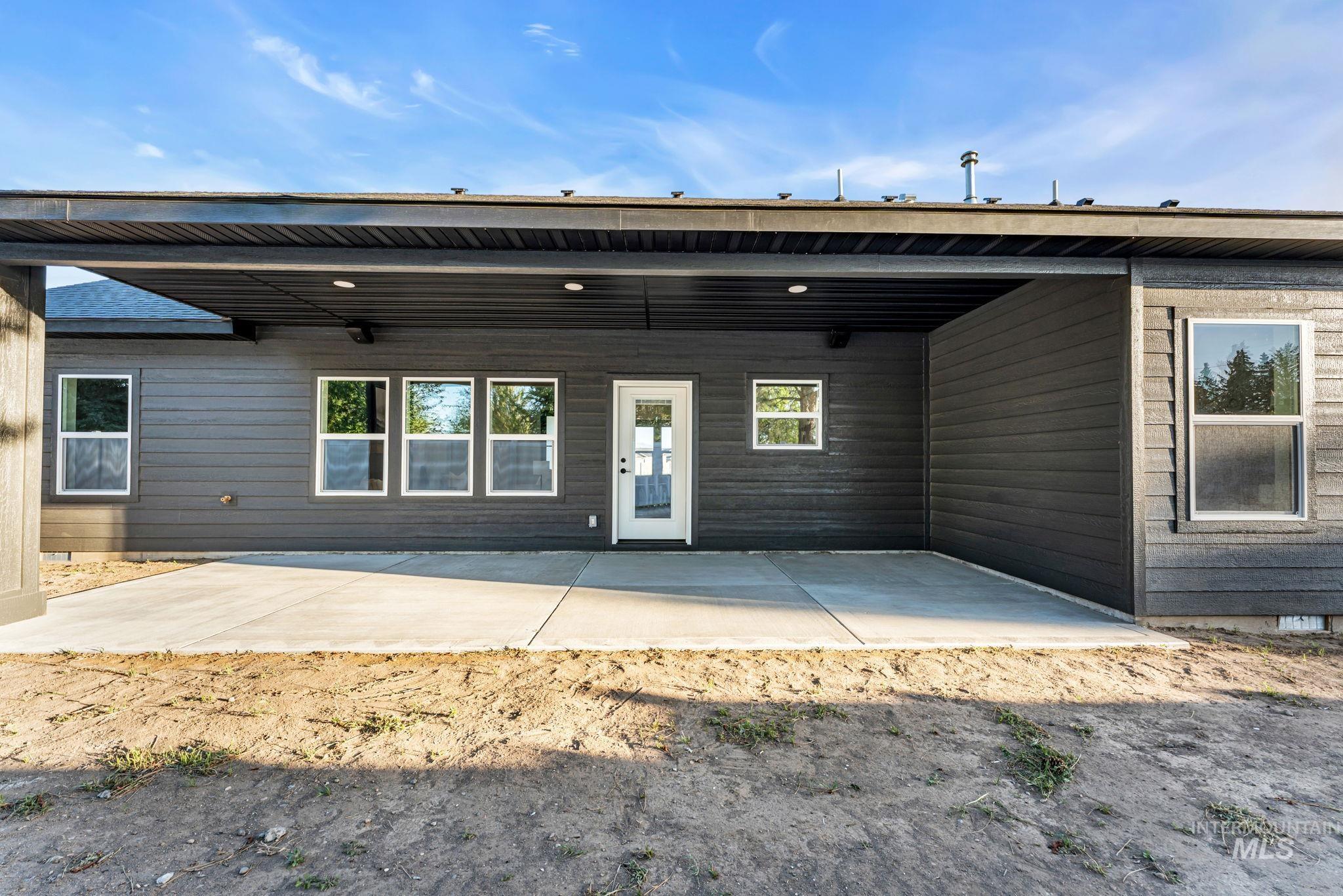 1218 Jade Drive