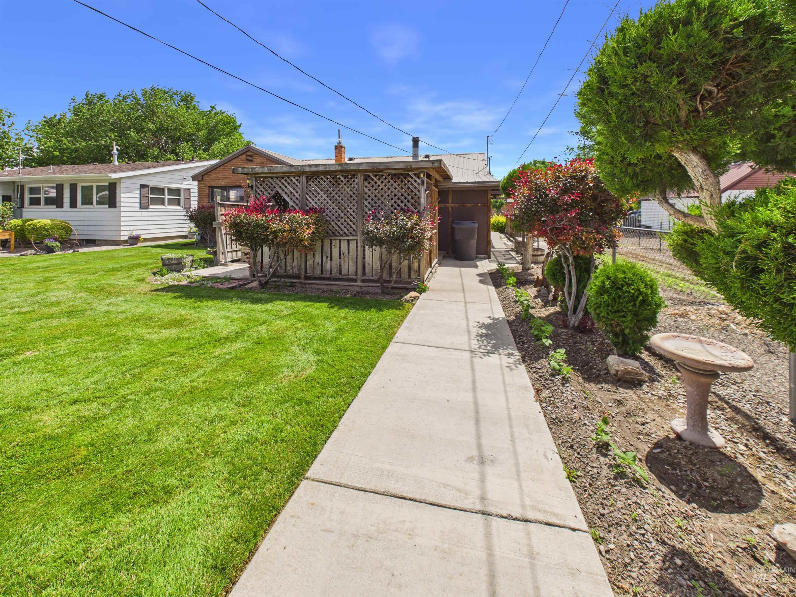 1826 Occidental Ave