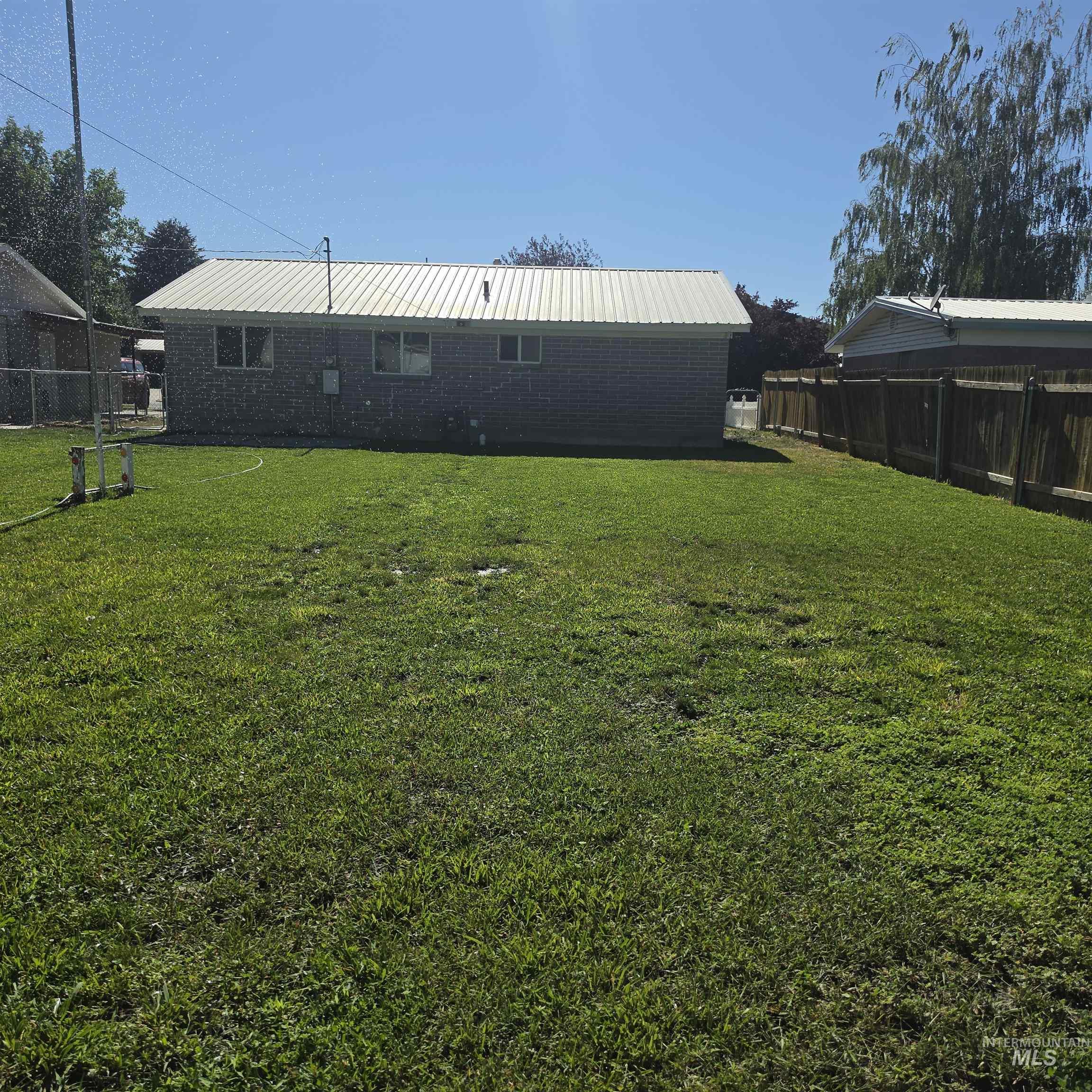 2431 Miller Avenue