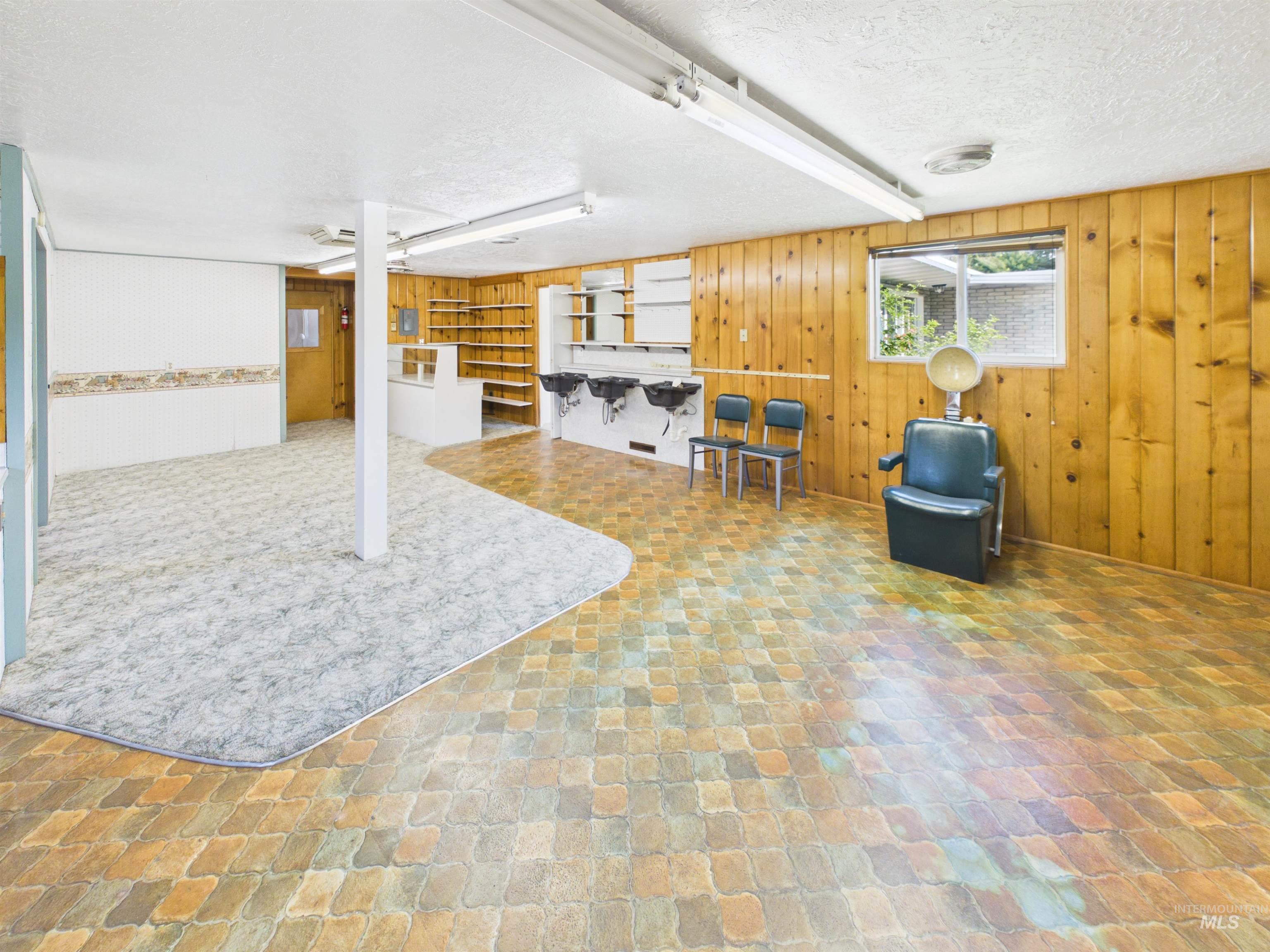 334 S 4th Street