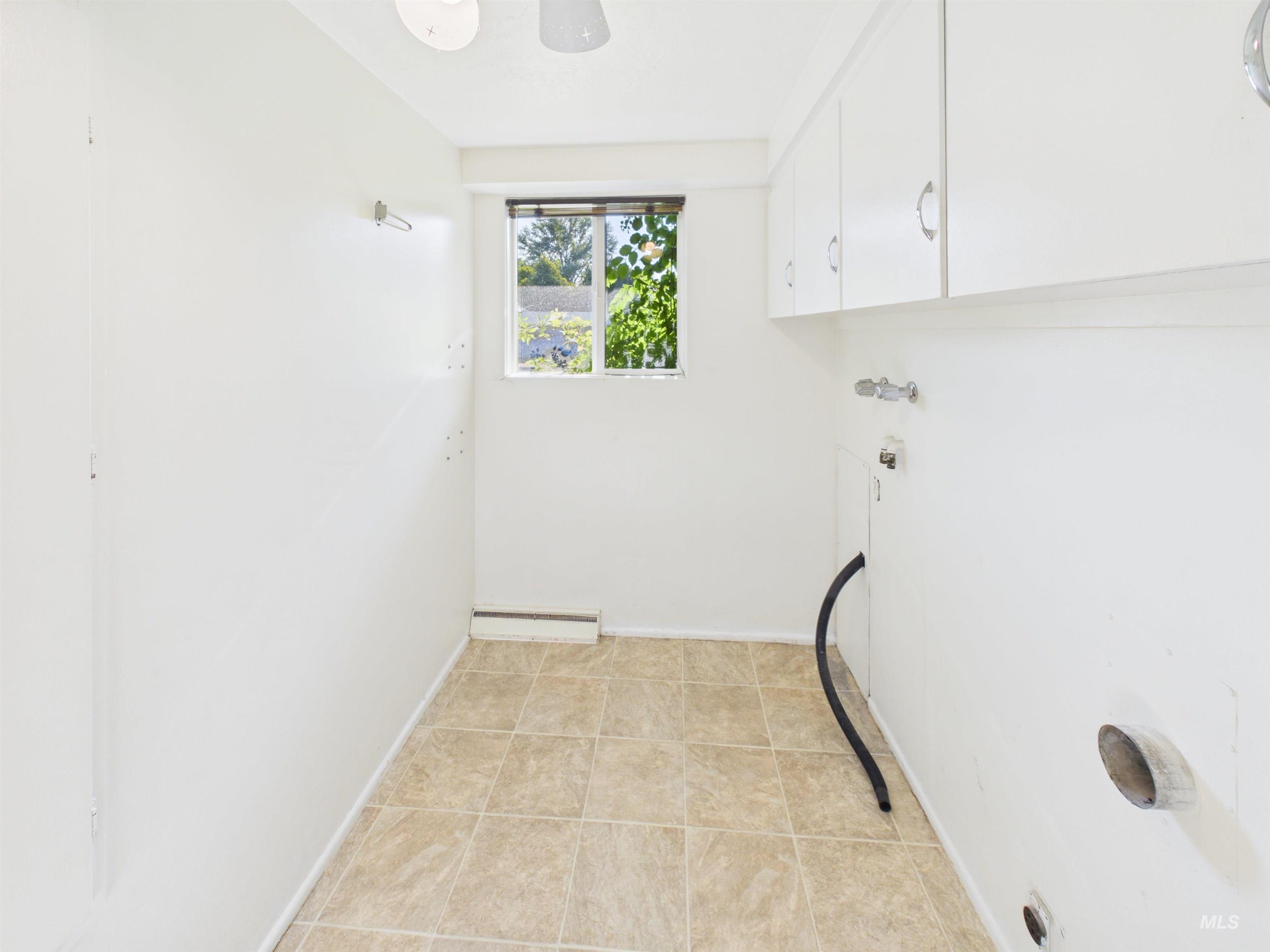 334 S 4th Street
