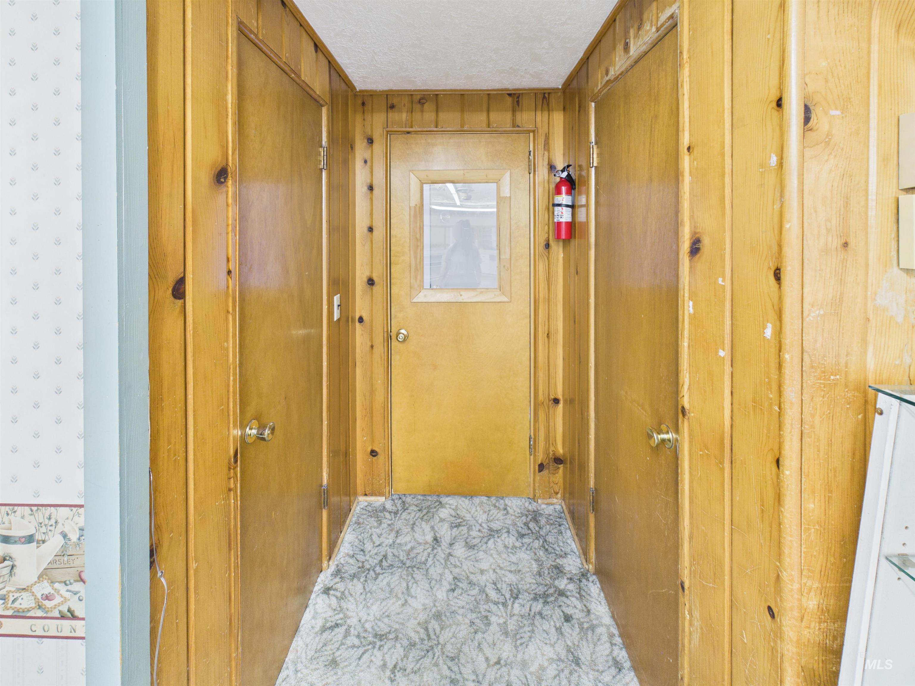 334 S 4th Street