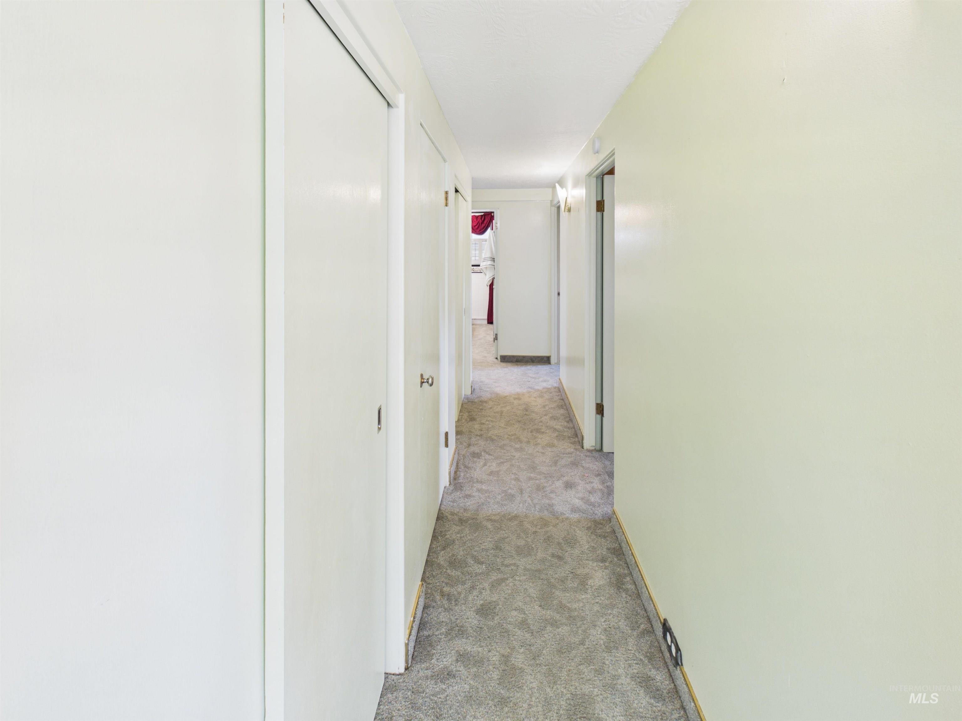 334 S 4th Street