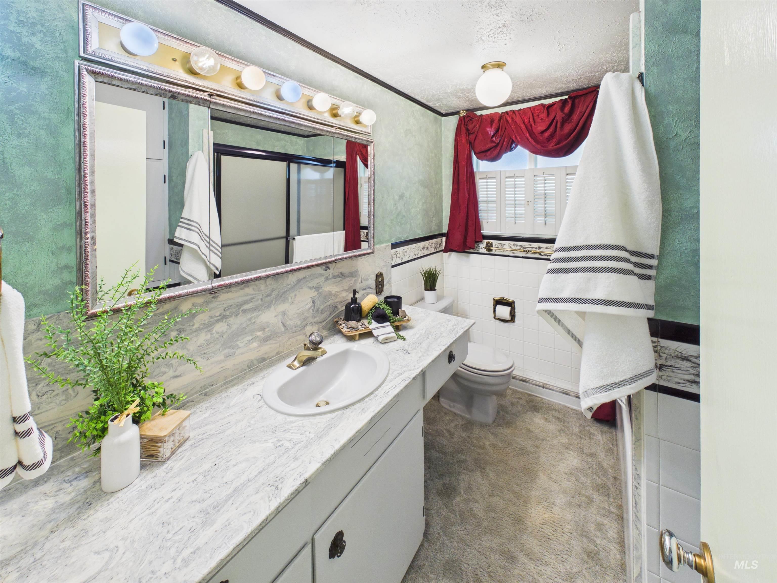 334 S 4th Street