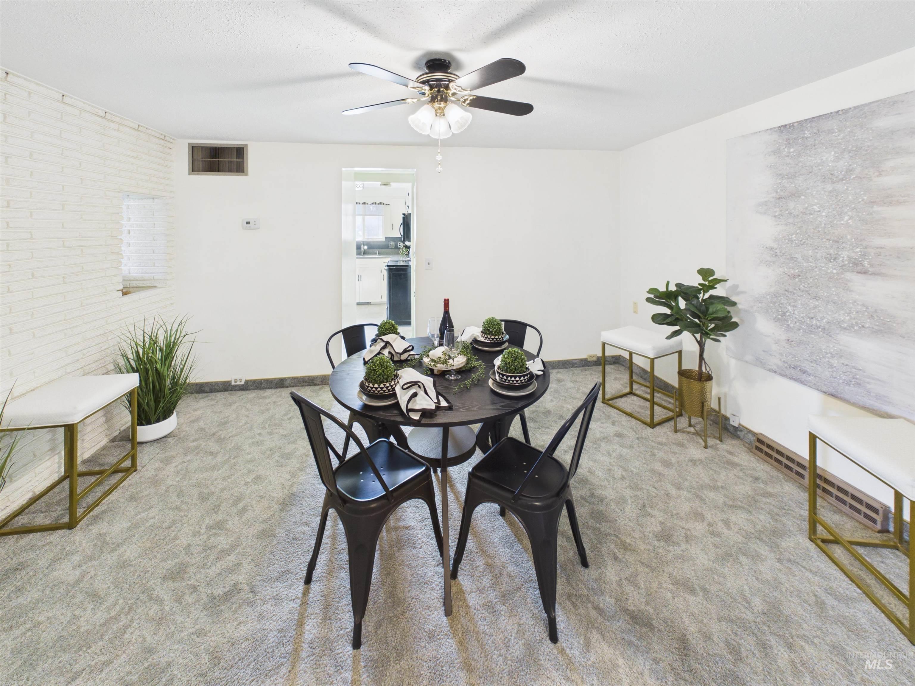 334 S 4th Street