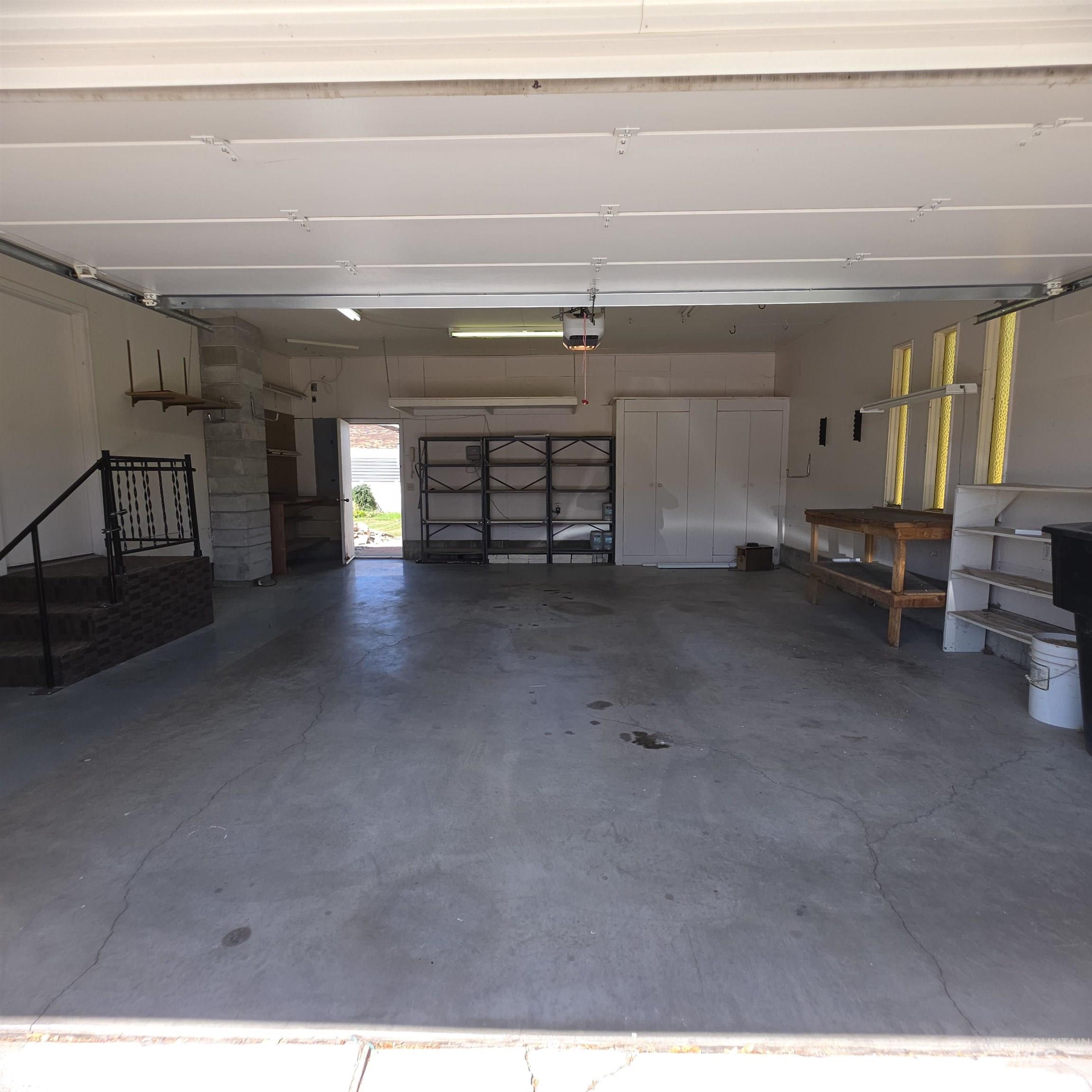 2872 Janis Drive