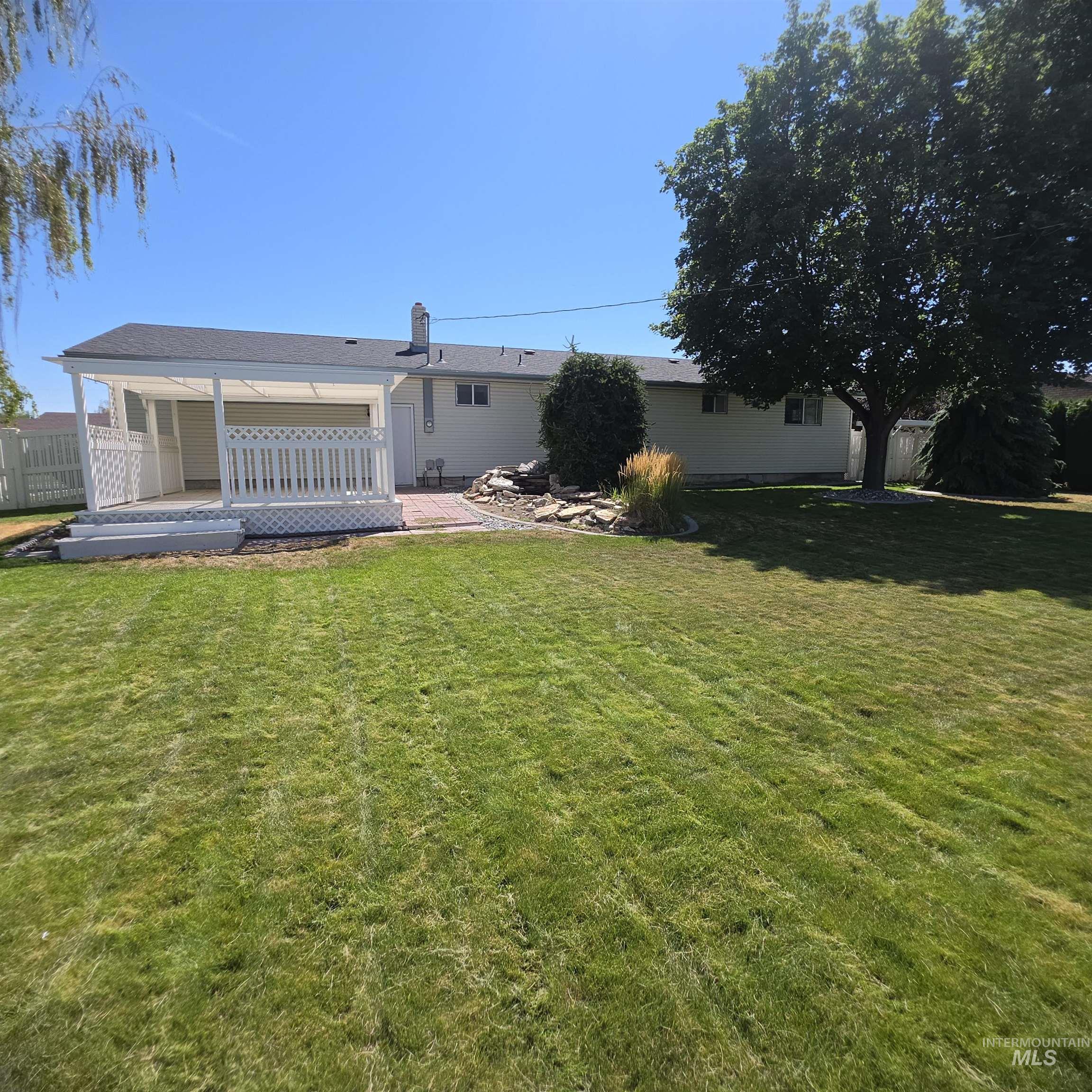2872 Janis Drive