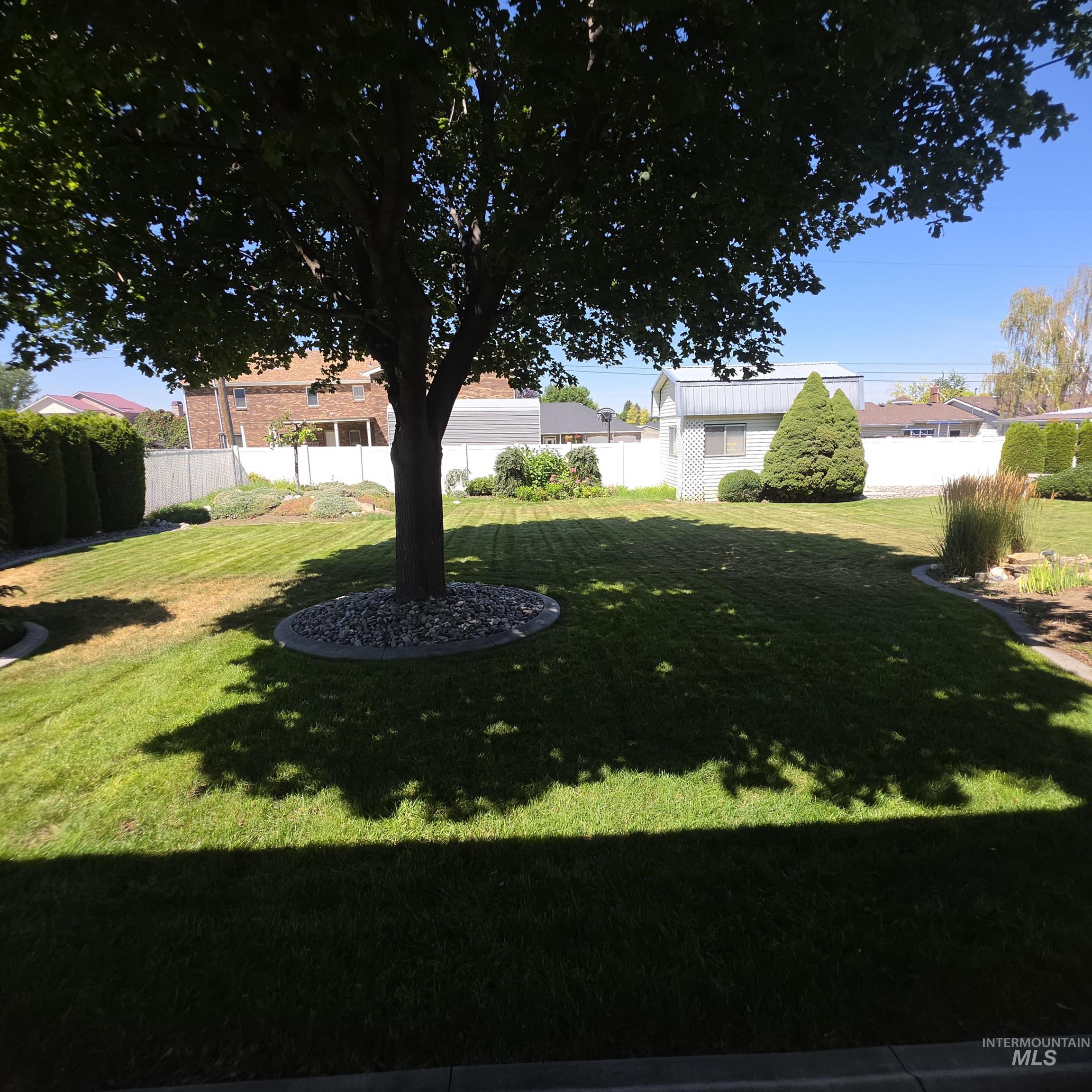 2872 Janis Drive
