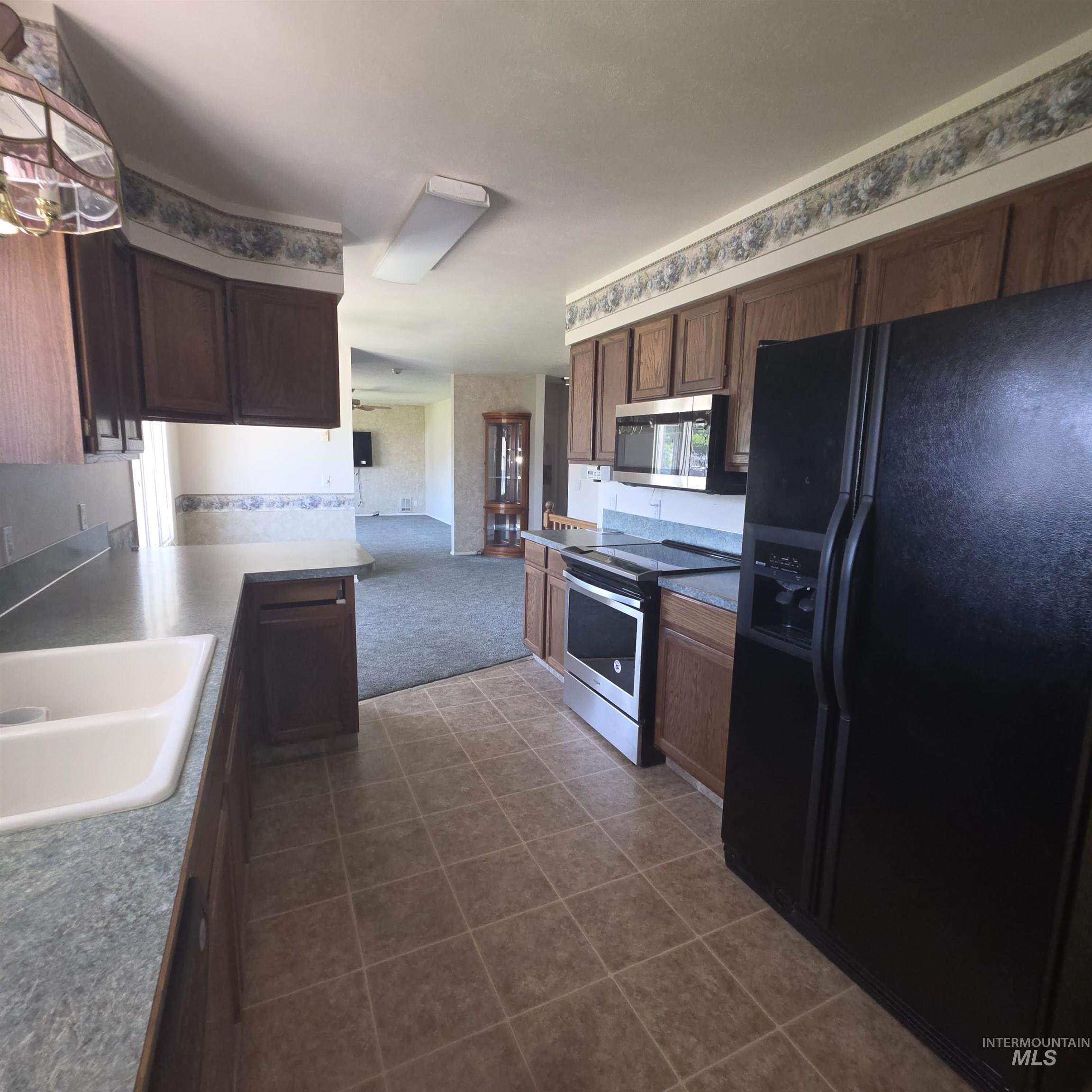 2872 Janis Drive