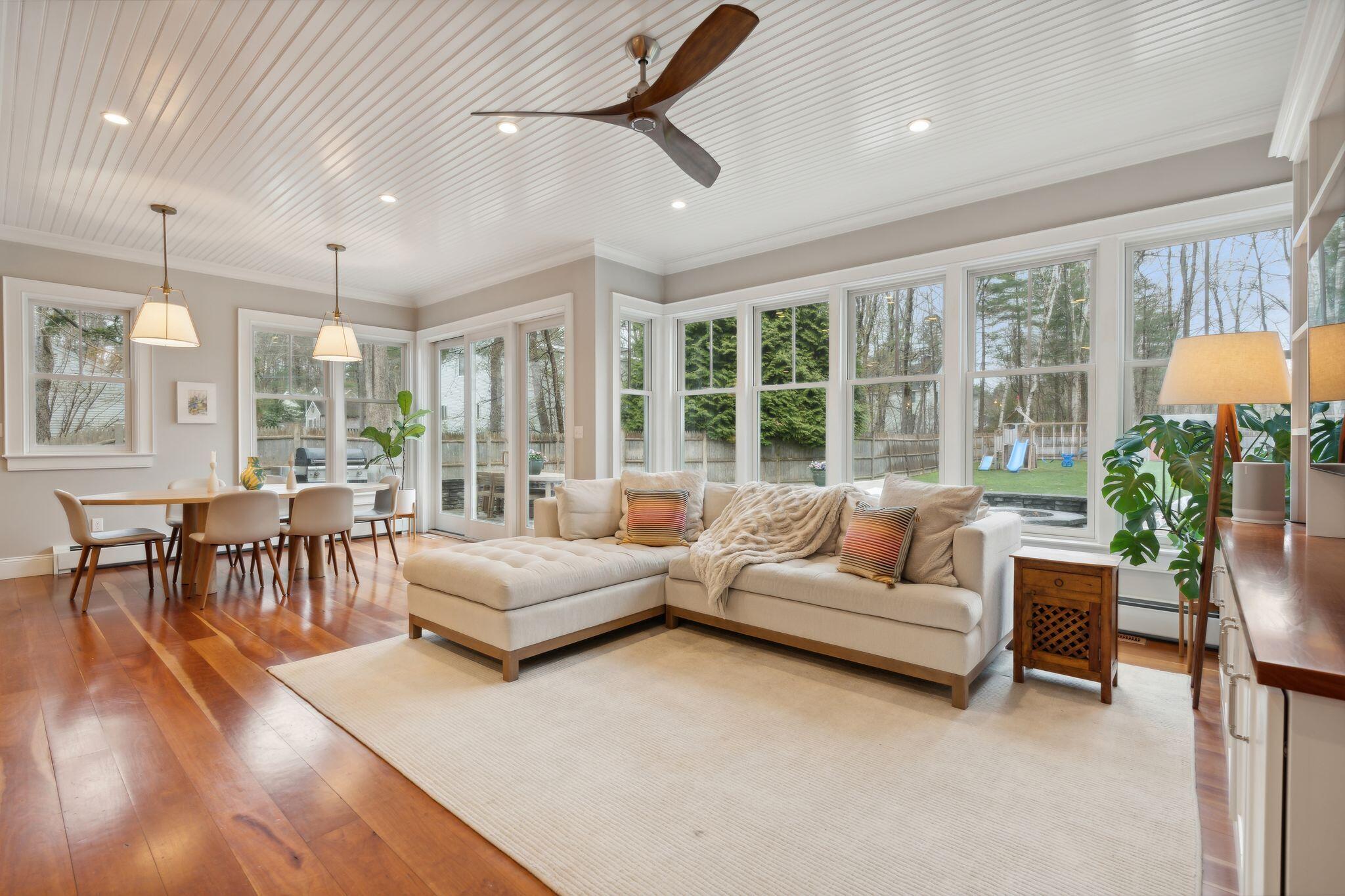 157 W Elm Street
