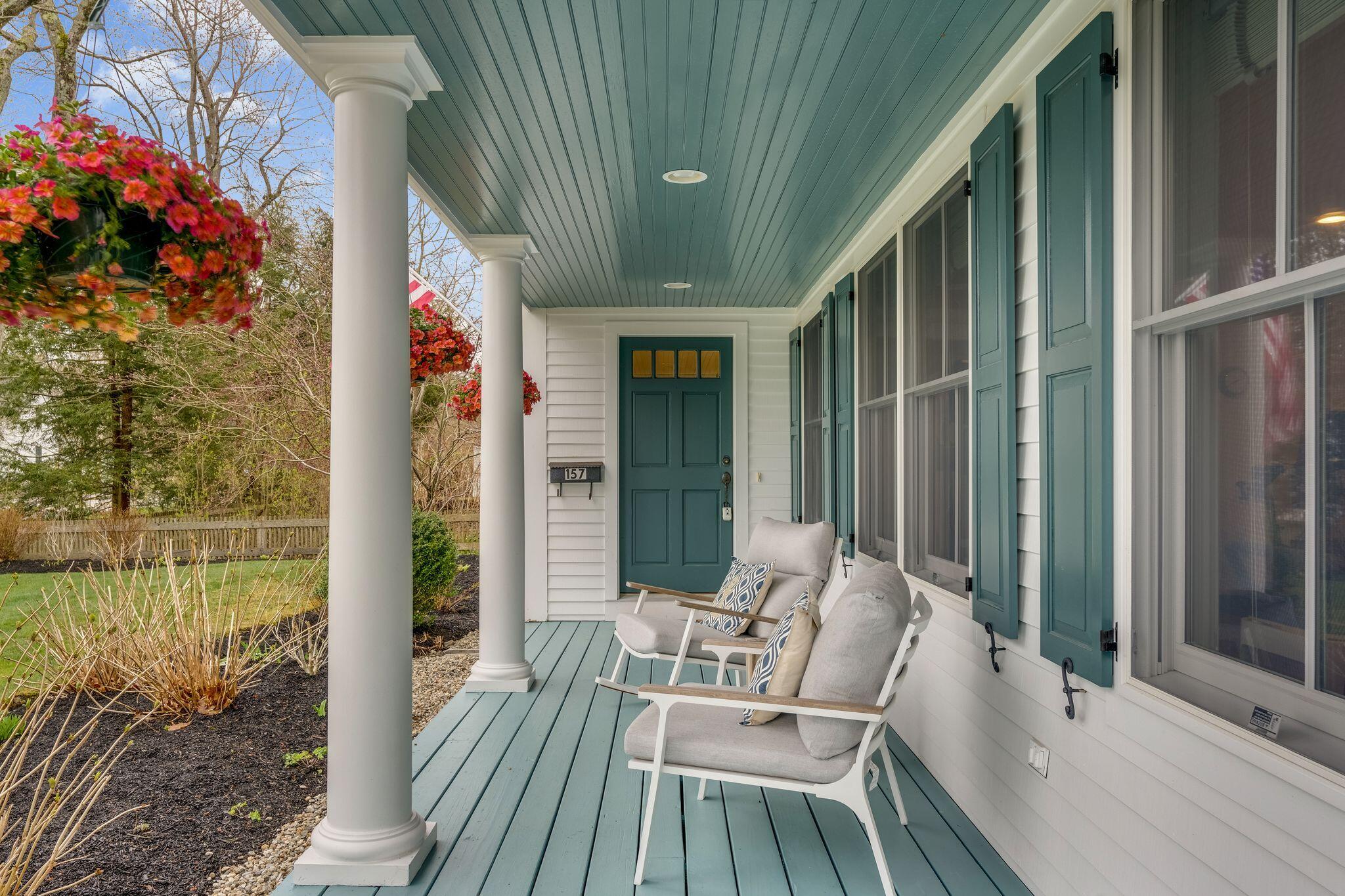 157 W Elm Street